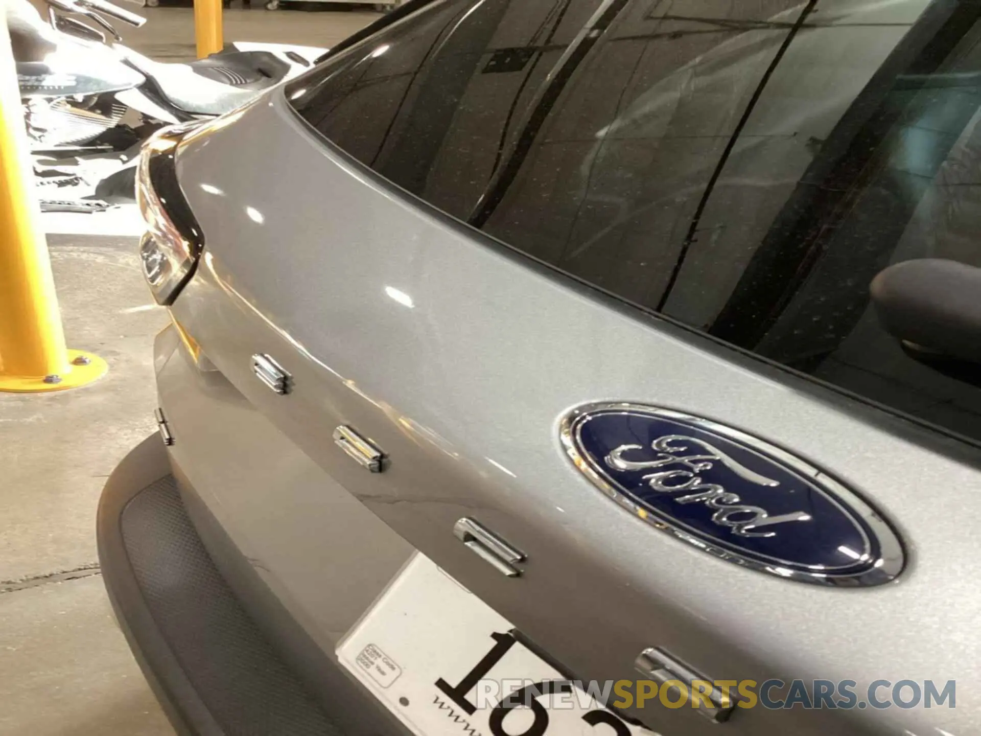 1 fotografías del automóvil dañado 1FMCU0G61NUA05683 FORD ESCAPE 2022
