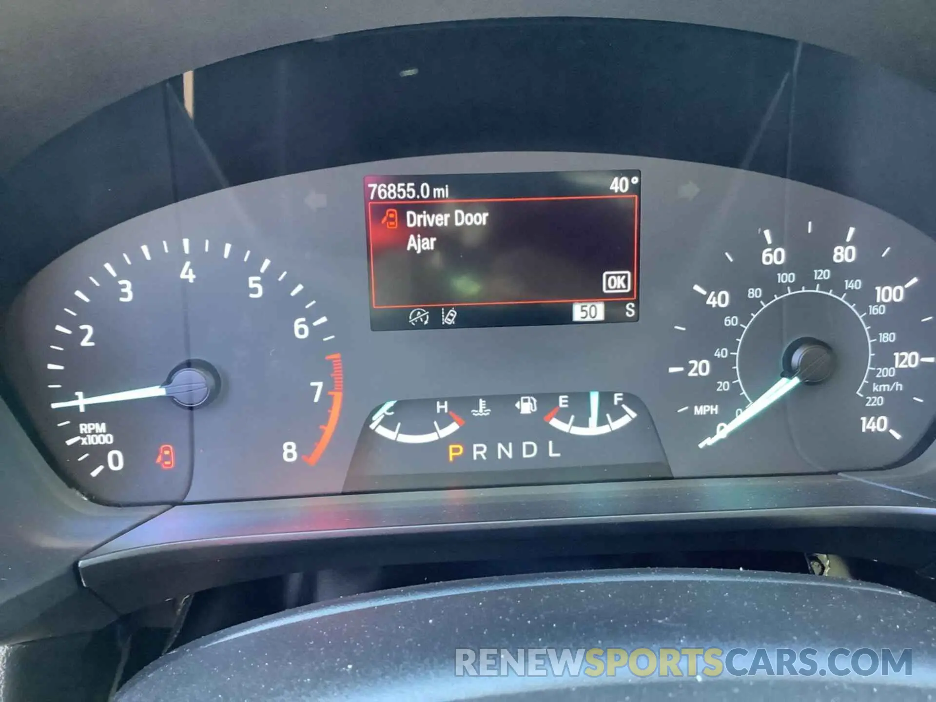 5 fotografías del automóvil dañado 1FMCU0G61NUA05683 FORD ESCAPE 2022