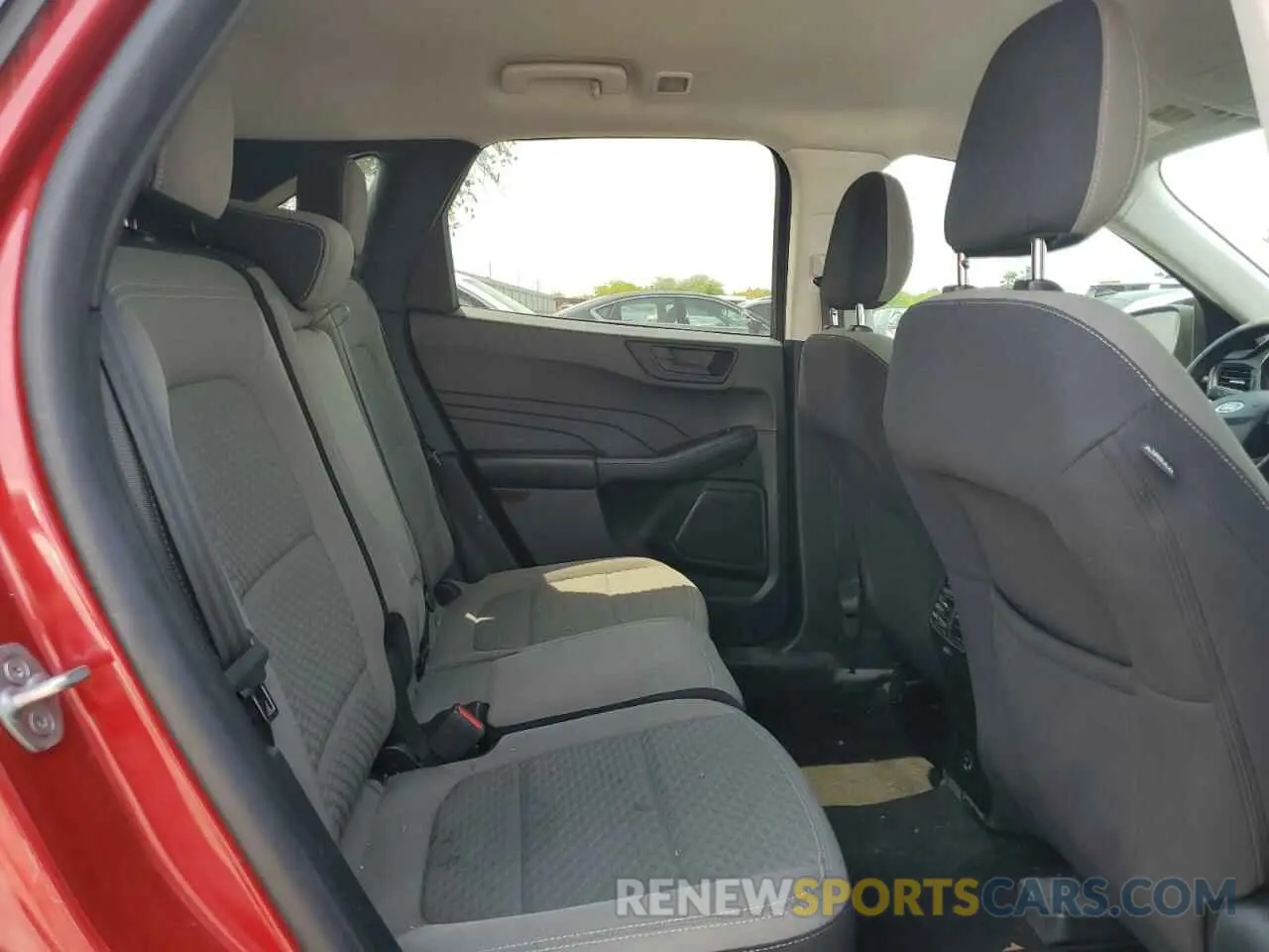 11 fotografías del automóvil dañado 1FMCU0G61NUA36111 FORD ESCAPE 2022