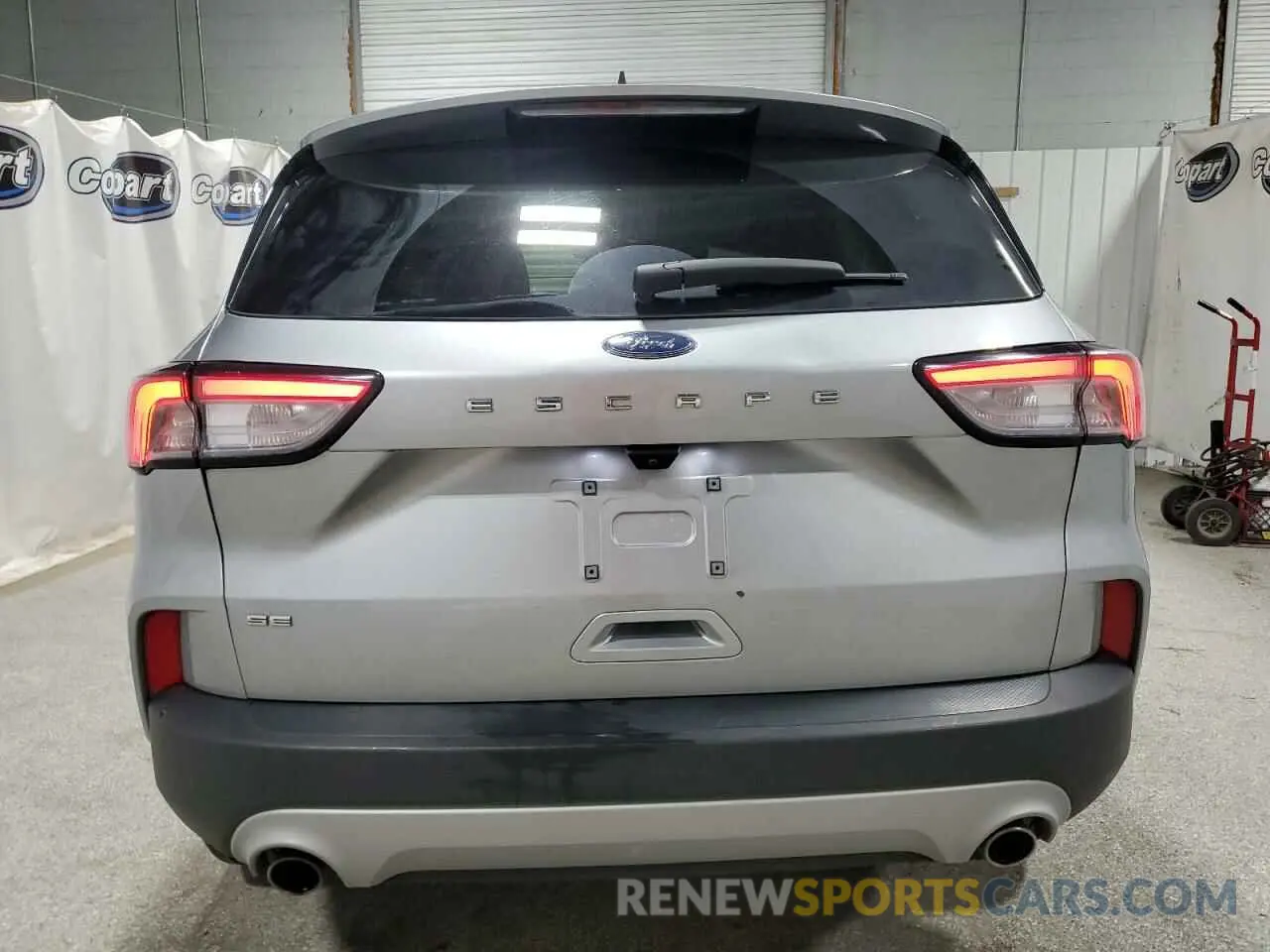 6 fotografías del automóvil dañado 1FMCU0G61NUA55192 FORD ESCAPE 2022