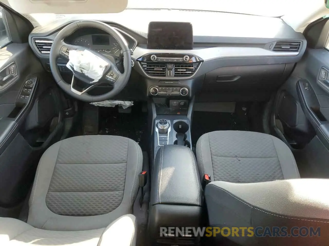 8 fotografías del automóvil dañado 1FMCU0G61NUB61934 FORD ESCAPE 2022