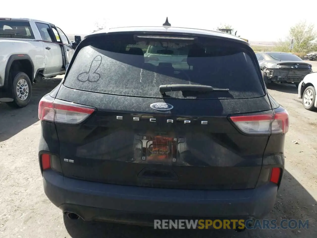 6 fotografías del automóvil dañado 1FMCU0G62NUA87312 FORD ESCAPE 2022