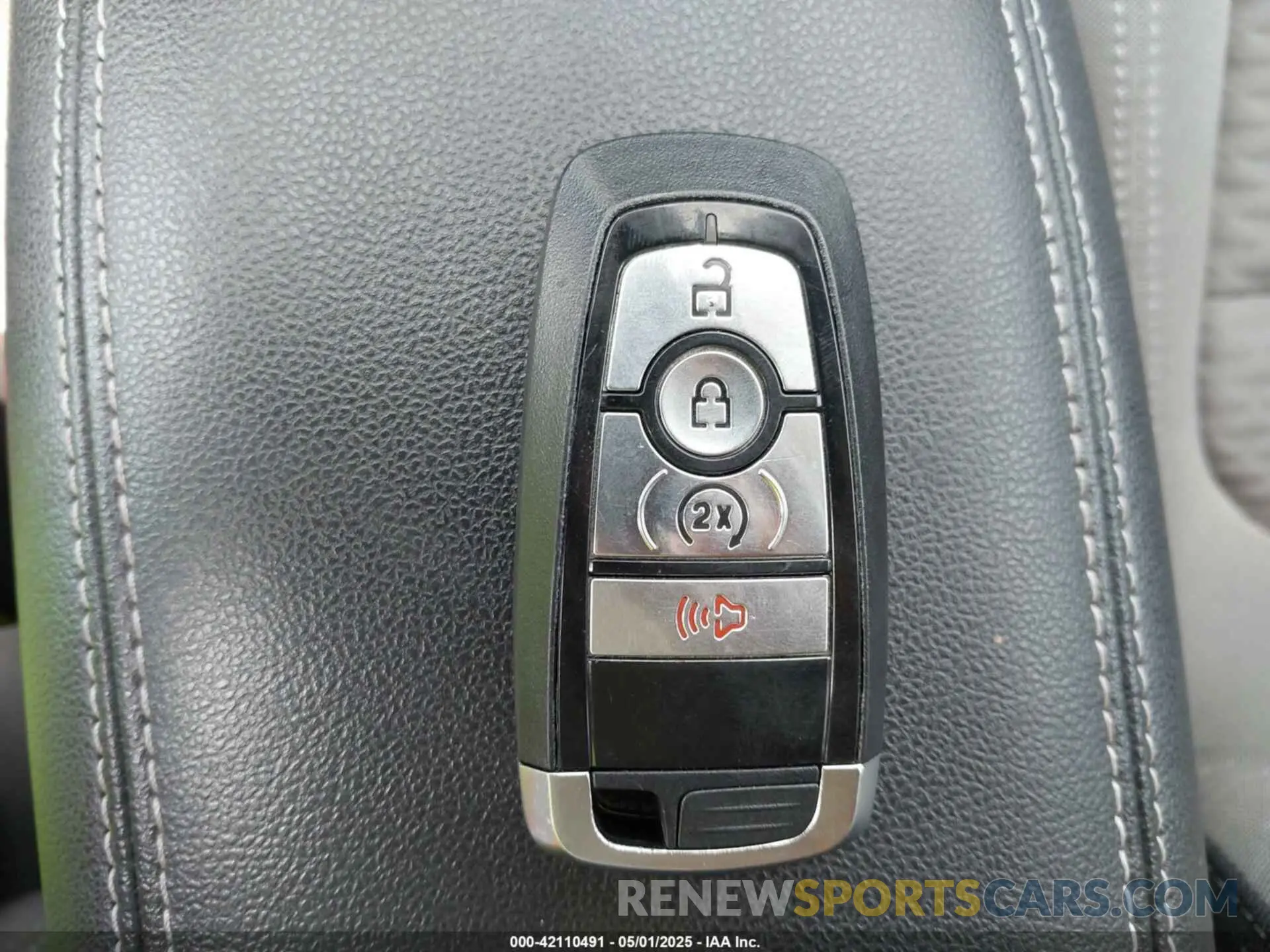 11 fotografías del automóvil dañado 1FMCU0G62NUB81349 FORD ESCAPE 2022