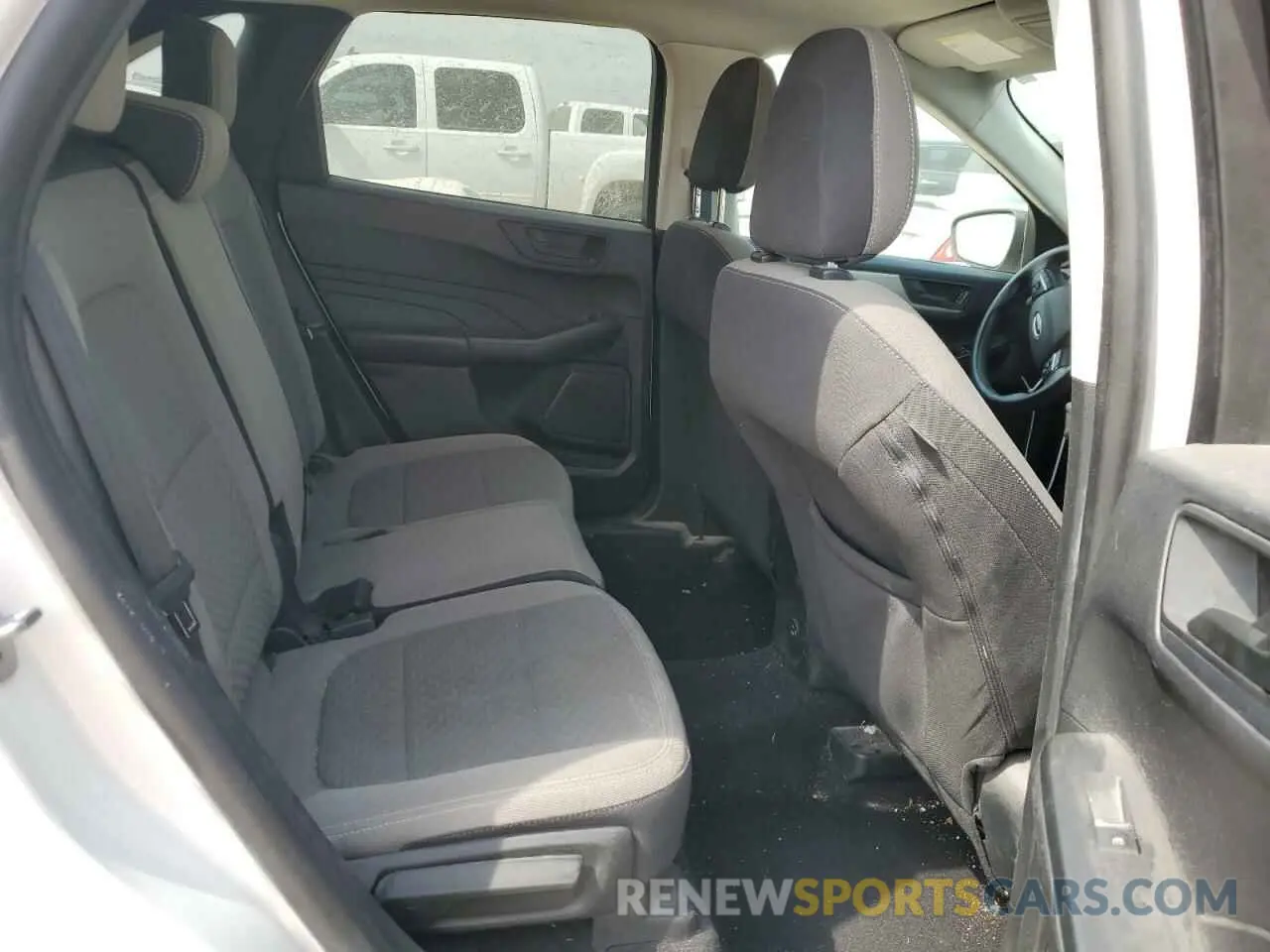 10 fotografías del automóvil dañado 1FMCU0G64NUA30996 FORD ESCAPE 2022