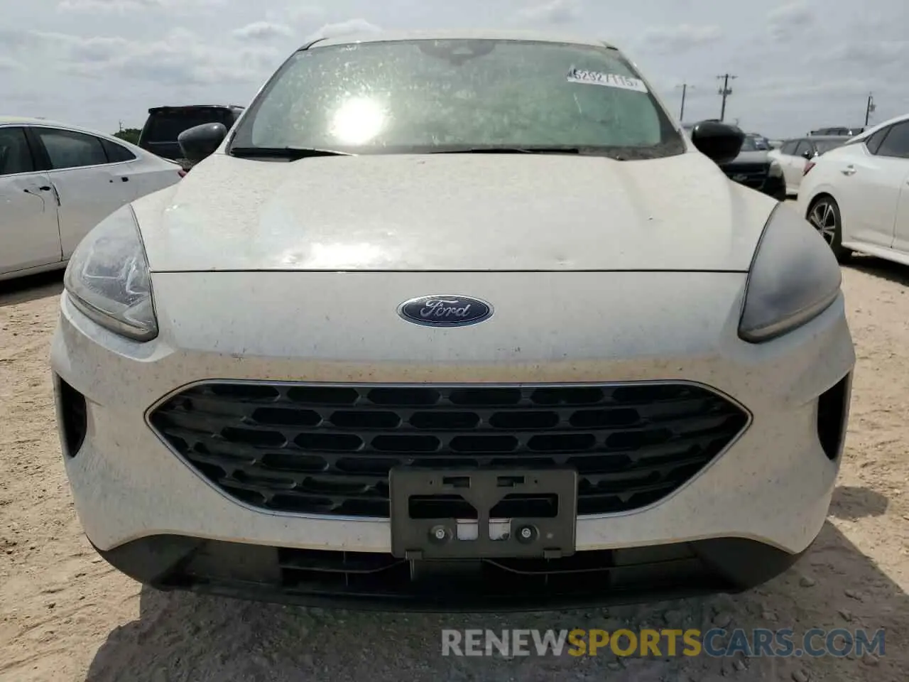 5 fotografías del automóvil dañado 1FMCU0G64NUA30996 FORD ESCAPE 2022