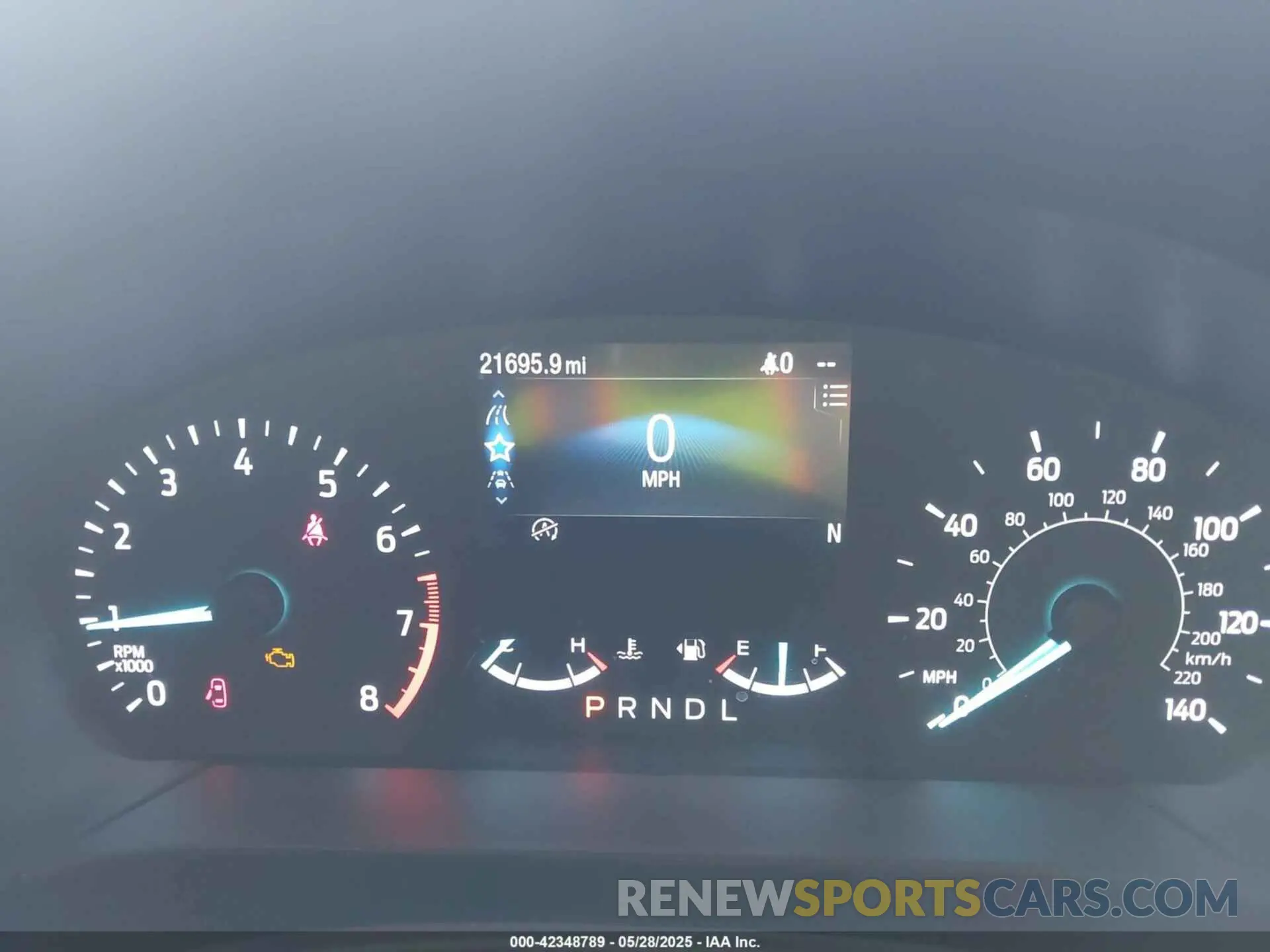 7 fotografías del automóvil dañado 1FMCU0G64NUB81742 FORD ESCAPE 2022