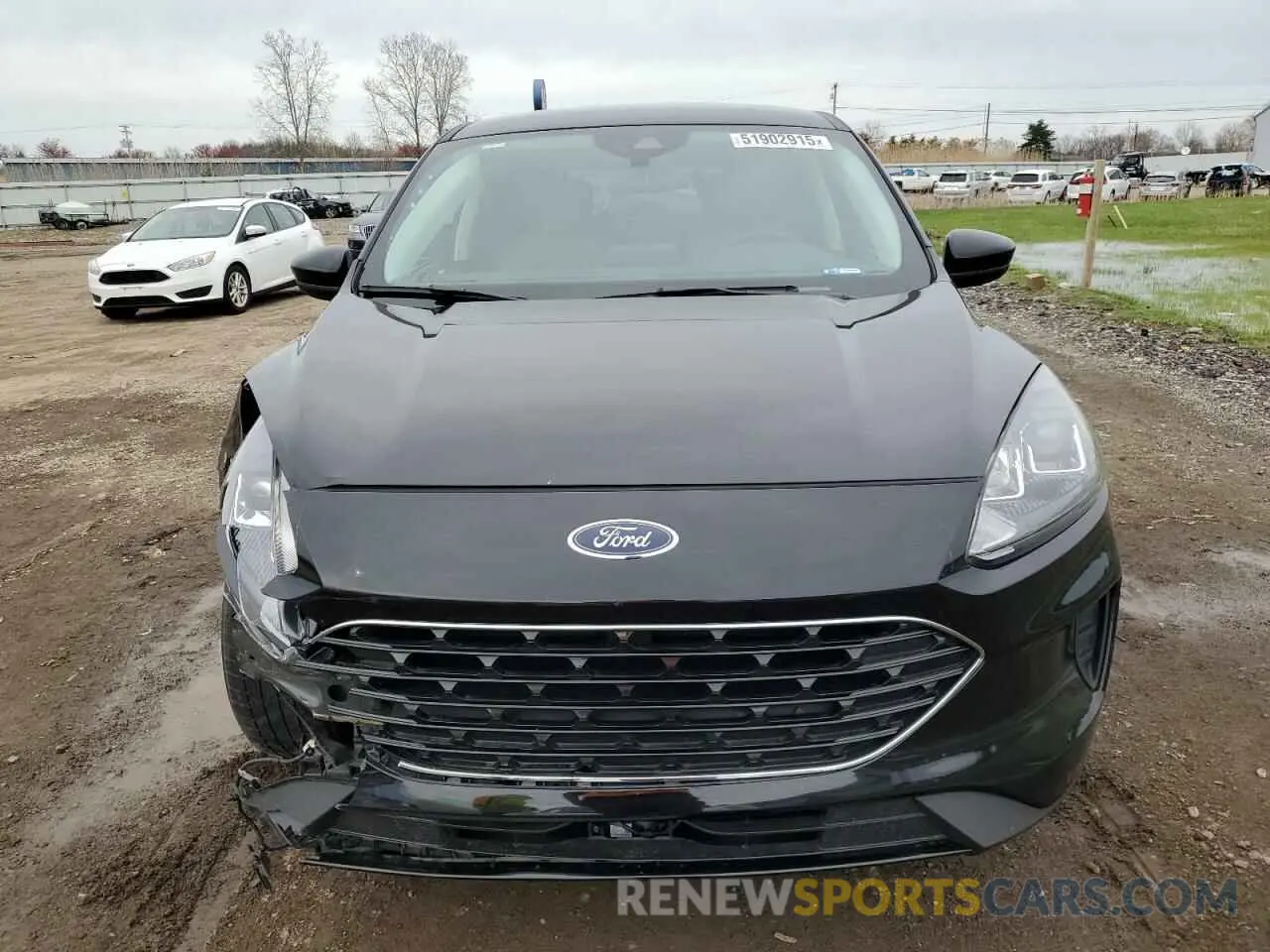 5 fotografías del automóvil dañado 1FMCU0G65NUA35298 FORD ESCAPE 2022