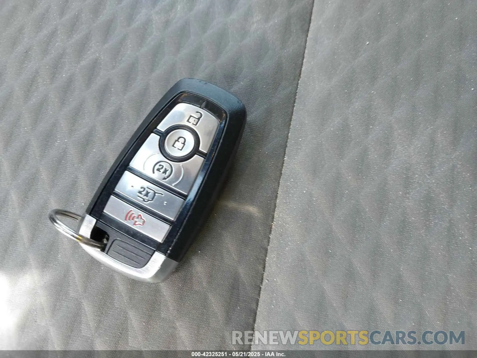 11 fotografías del automóvil dañado 1FMCU0G65NUA54496 FORD ESCAPE 2022