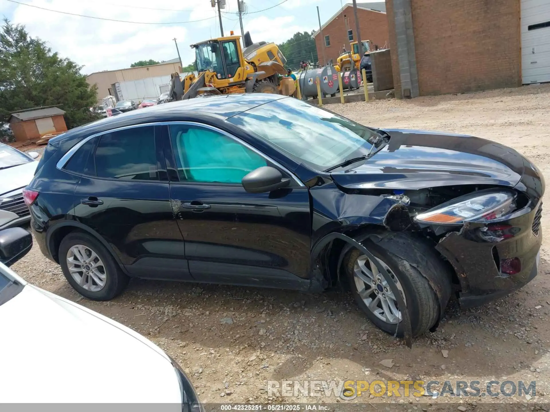 13 fotografías del automóvil dañado 1FMCU0G65NUA54496 FORD ESCAPE 2022