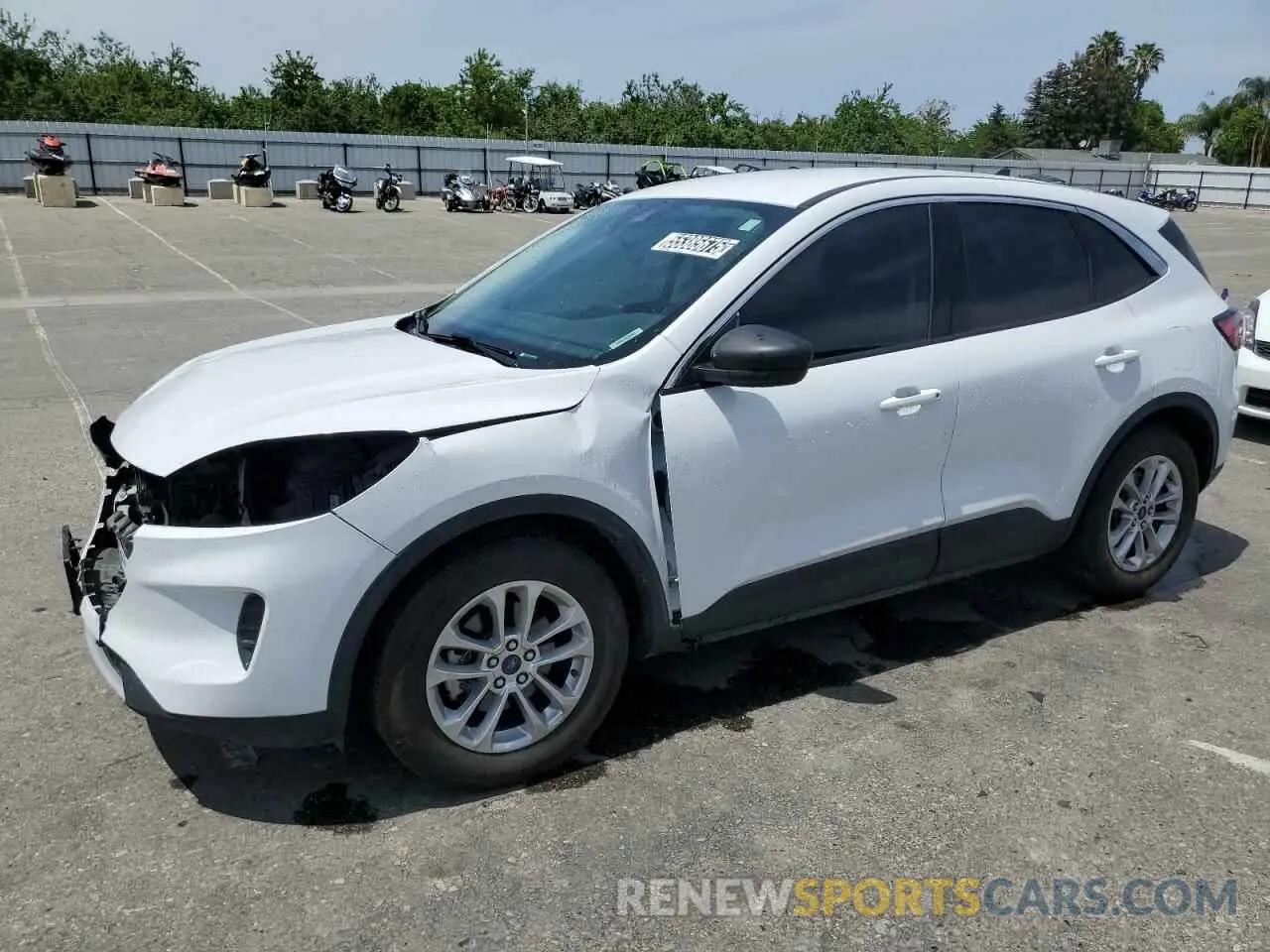1 fotografías del automóvil dañado 1FMCU0G65NUB08458 FORD ESCAPE 2022