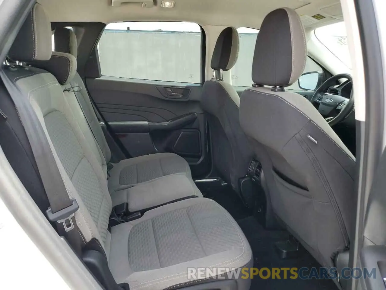 11 fotografías del automóvil dañado 1FMCU0G65NUB08458 FORD ESCAPE 2022