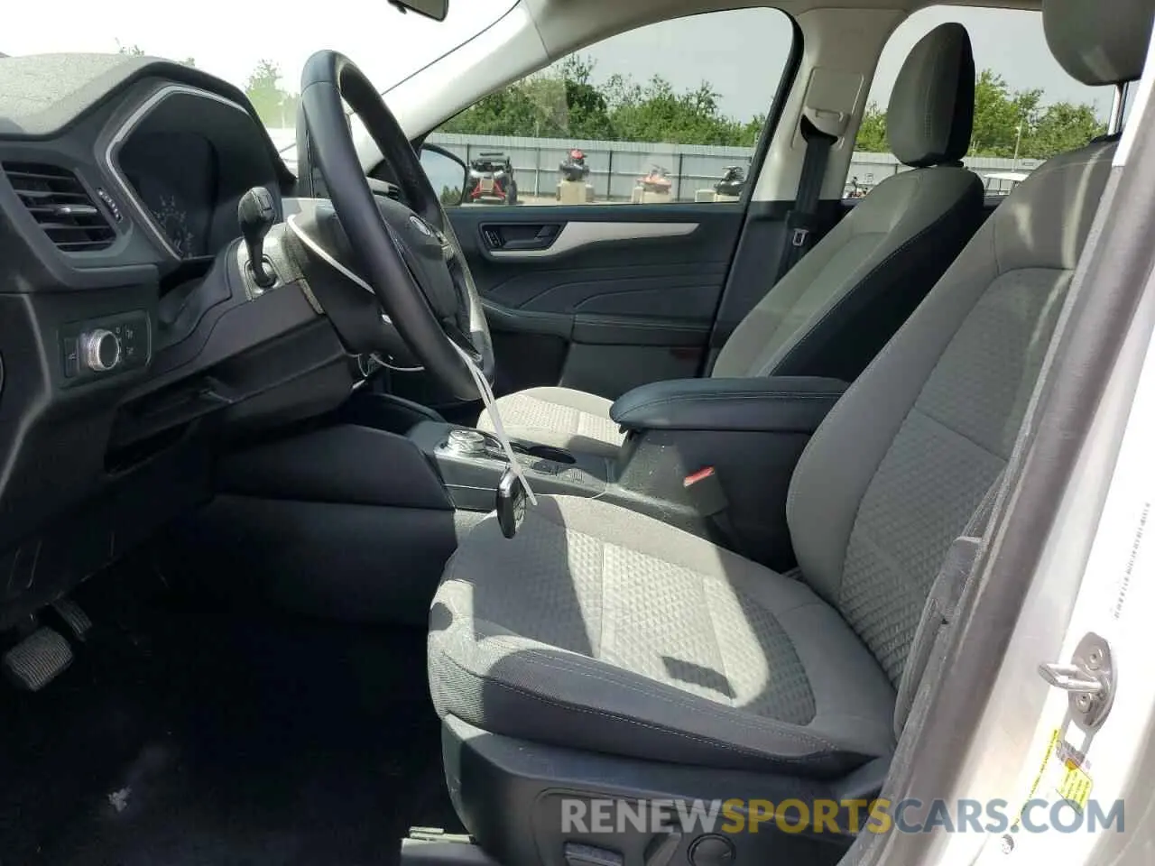 7 fotografías del automóvil dañado 1FMCU0G65NUB08458 FORD ESCAPE 2022