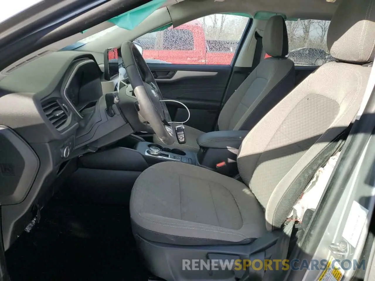 7 fotografías del automóvil dañado 1FMCU0G65NUB84732 FORD ESCAPE 2022