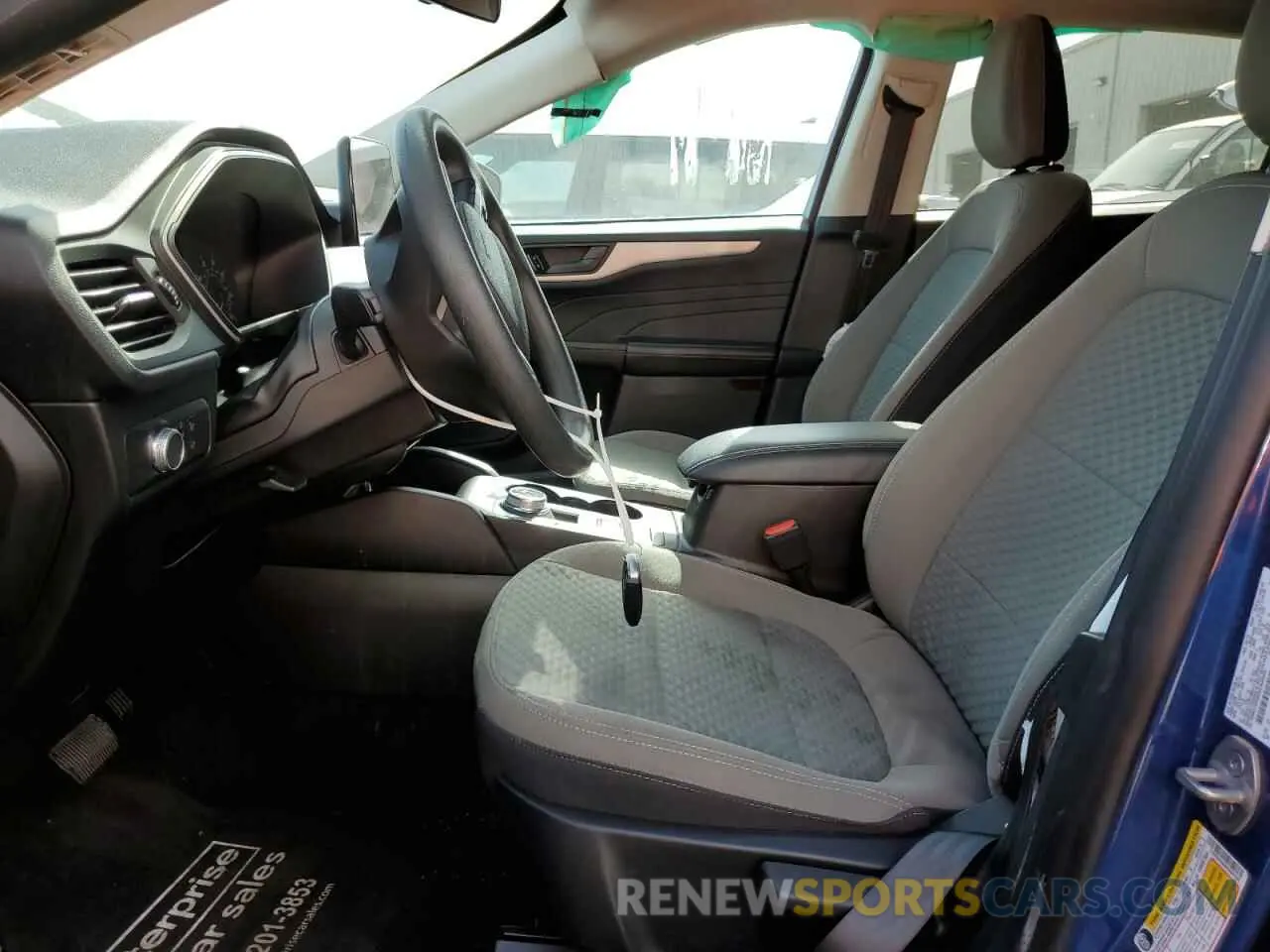 7 fotografías del automóvil dañado 1FMCU0G66NUA45905 FORD ESCAPE 2022