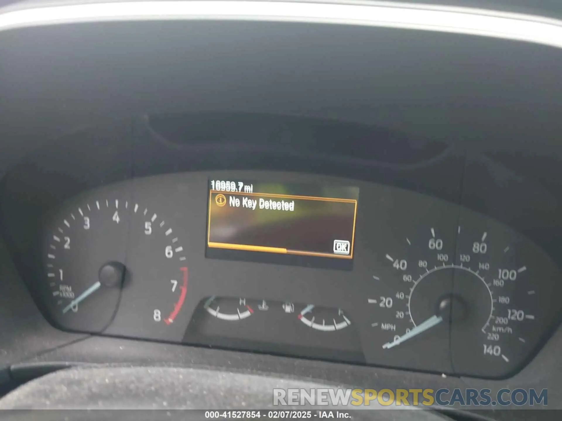 7 fotografías del automóvil dañado 1FMCU0G66NUA90987 FORD ESCAPE 2022