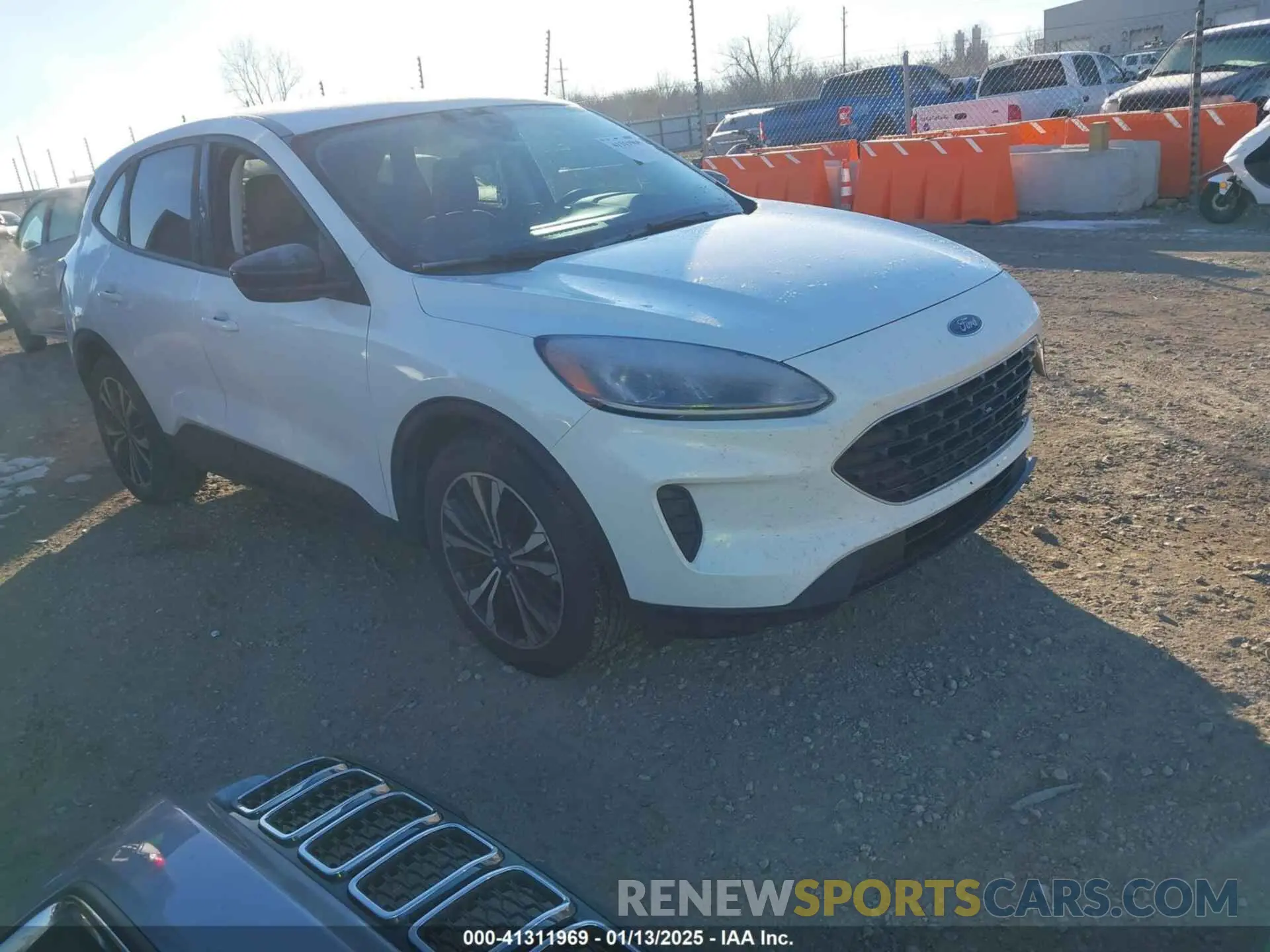 1 fotografías del automóvil dañado 1FMCU0G66NUB19761 FORD ESCAPE 2022
