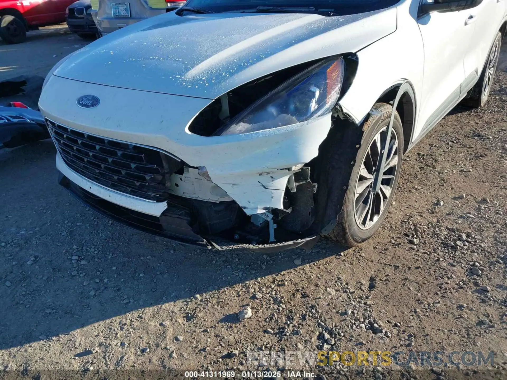 6 fotografías del automóvil dañado 1FMCU0G66NUB19761 FORD ESCAPE 2022