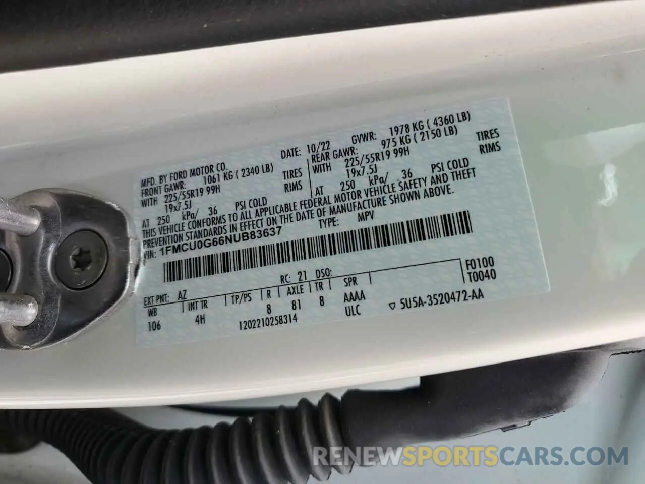 14 fotografías del automóvil dañado 1FMCU0G66NUB83637 FORD ESCAPE 2022