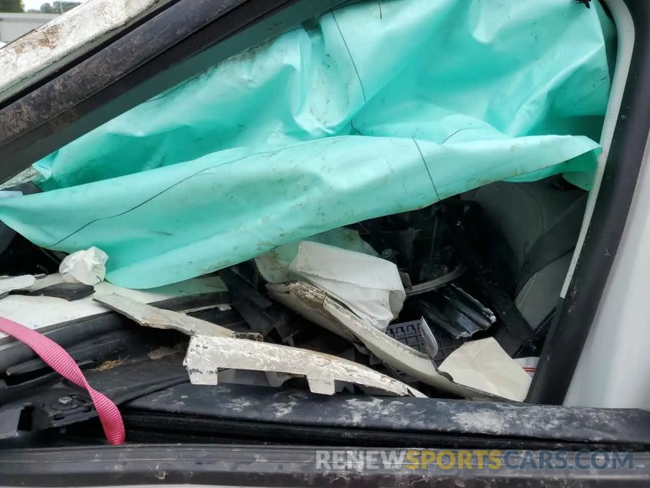 7 fotografías del automóvil dañado 1FMCU0G66NUB83637 FORD ESCAPE 2022