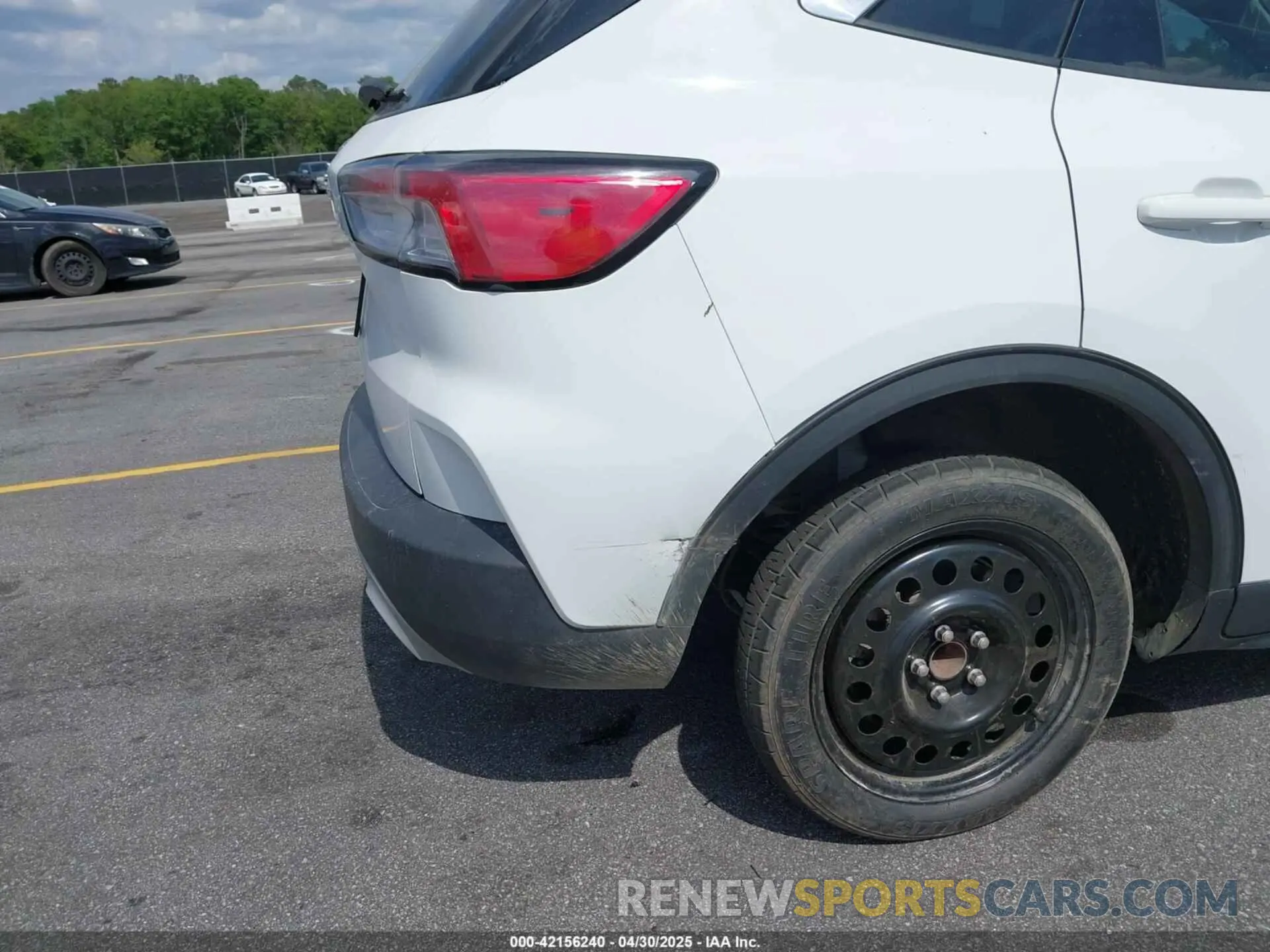 18 fotografías del automóvil dañado 1FMCU0G67NUA84373 FORD ESCAPE 2022