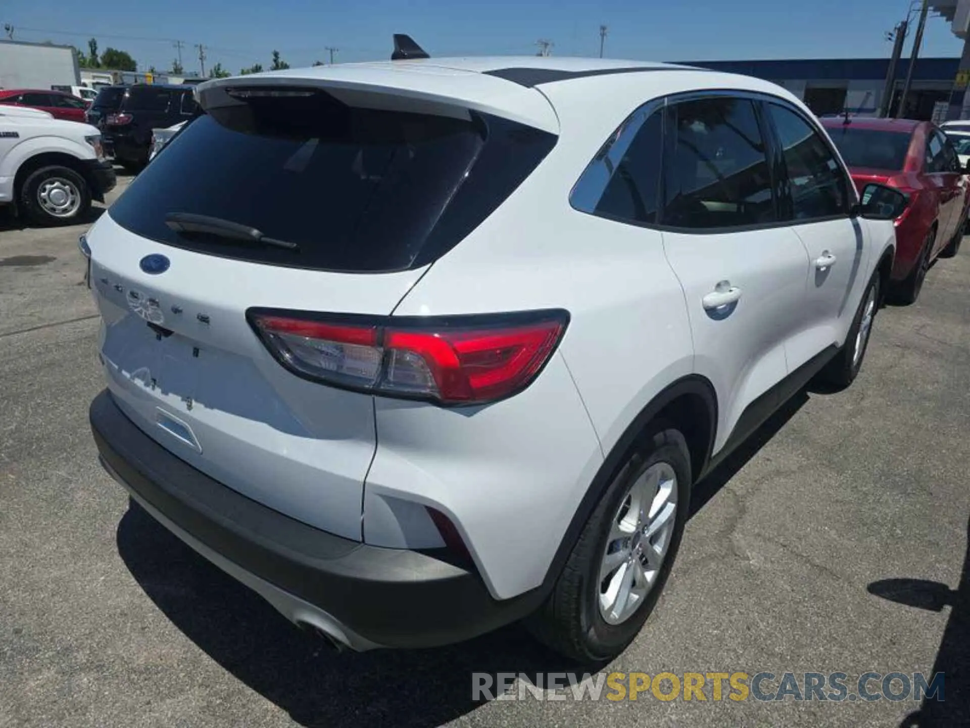 19 fotografías del automóvil dañado 1FMCU0G68NUA45601 FORD ESCAPE 2022
