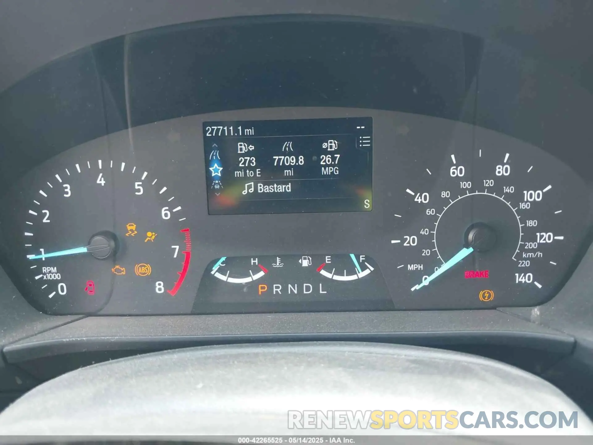 7 fotografías del automóvil dañado 1FMCU0G69NUB35565 FORD ESCAPE 2022