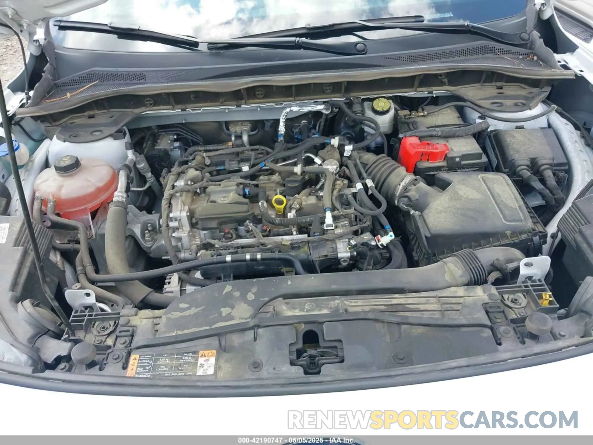10 fotografías del automóvil dañado 1FMCU0G69NUB93014 FORD ESCAPE 2022