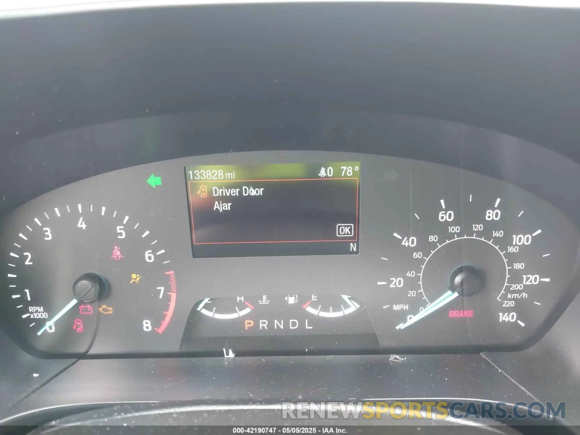 7 fotografías del automóvil dañado 1FMCU0G69NUB93014 FORD ESCAPE 2022