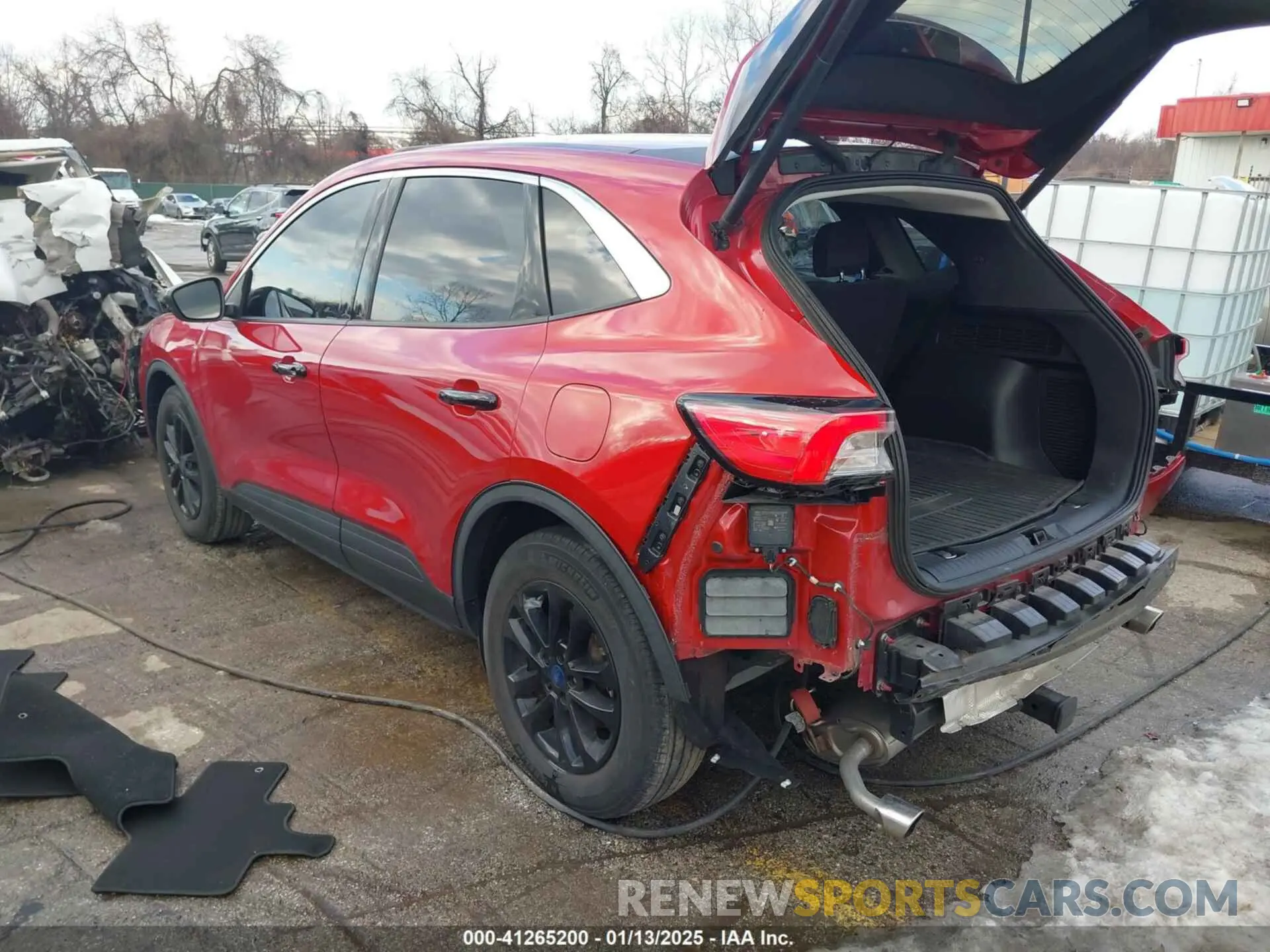 3 fotografías del automóvil dañado 1FMCU0G6XNUA53411 FORD ESCAPE 2022