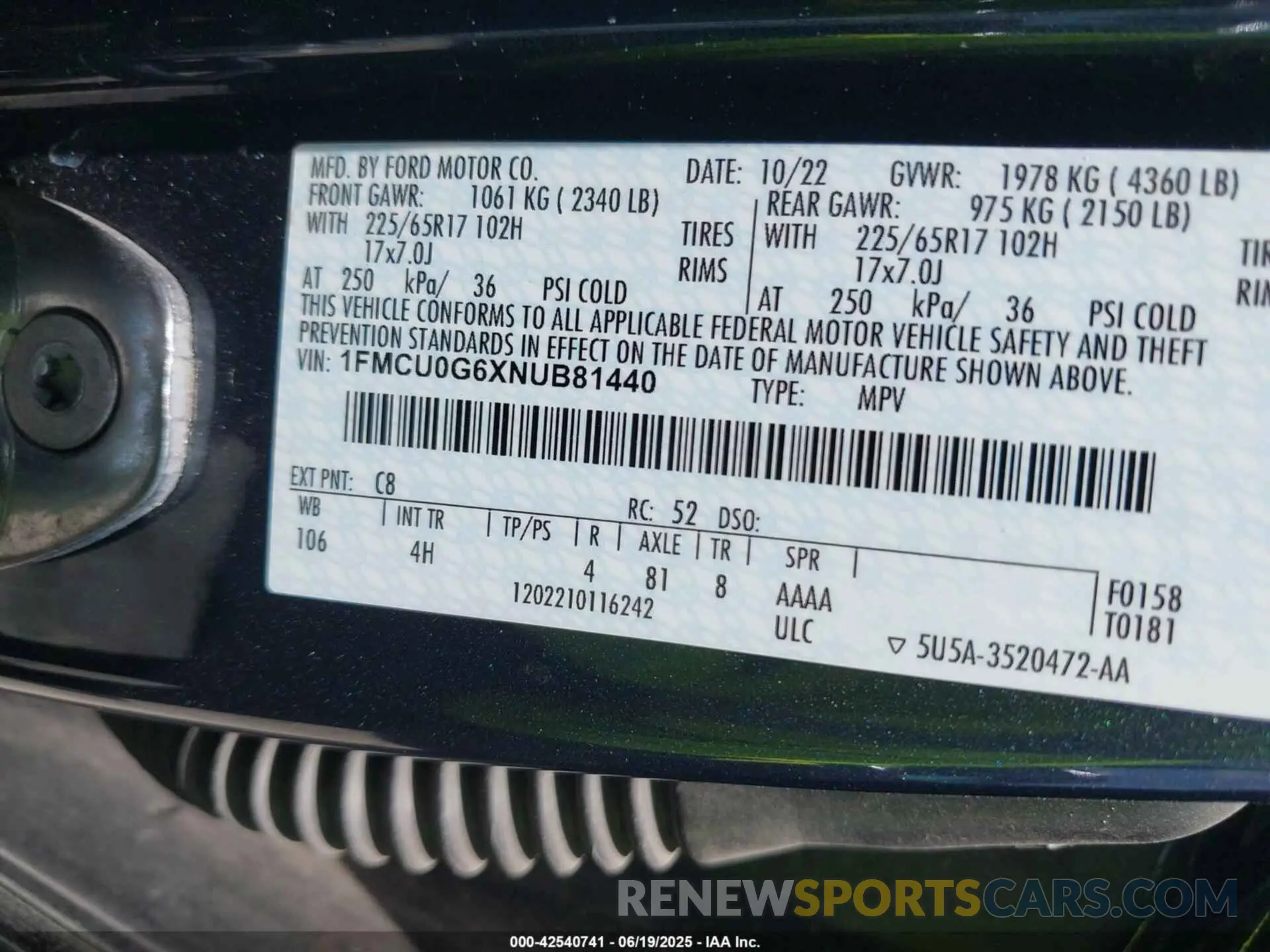 9 fotografías del automóvil dañado 1FMCU0G6XNUB81440 FORD ESCAPE 2022