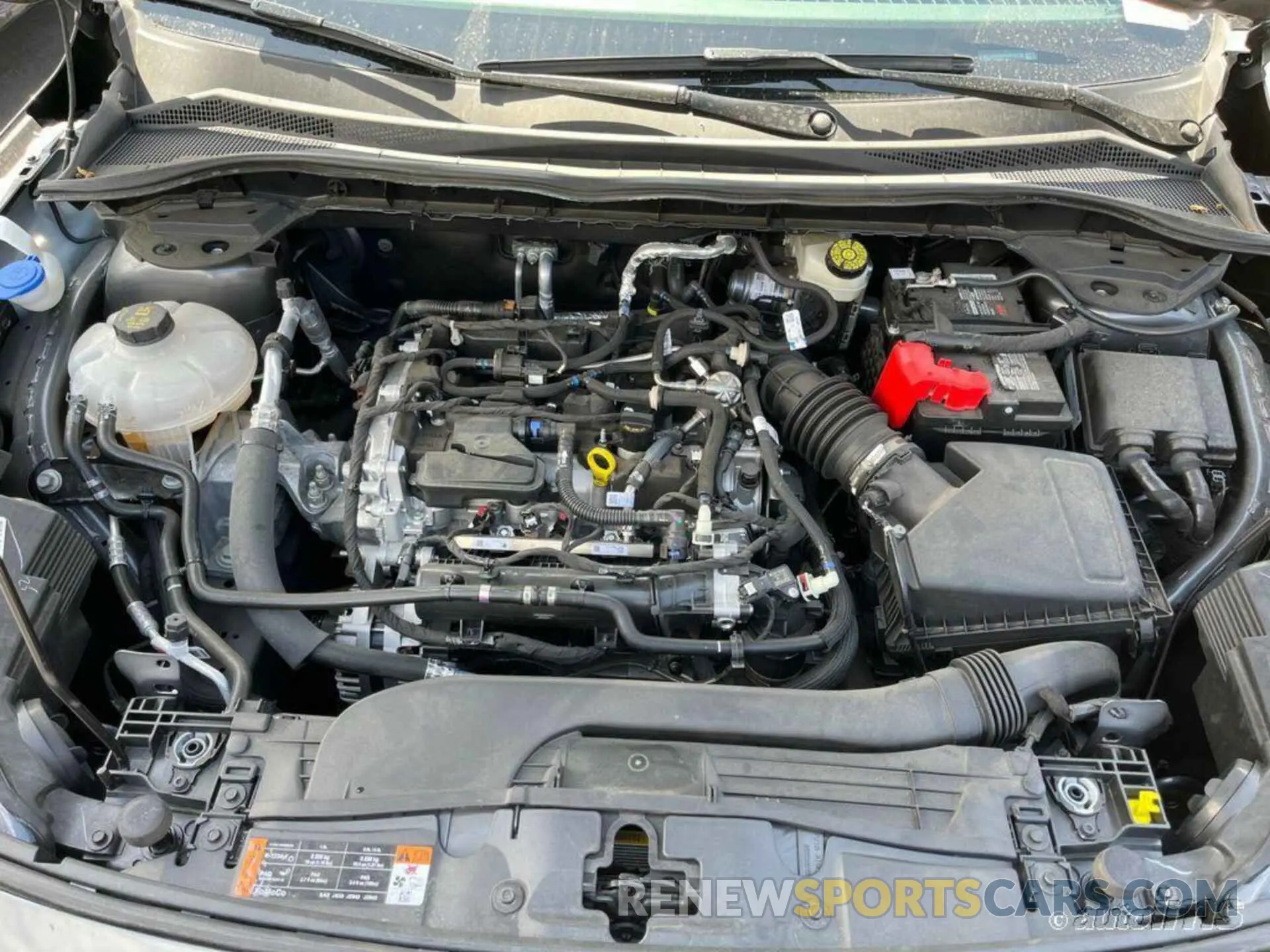 4 fotografías del automóvil dañado 1FMCU0H60NUB78156 FORD ESCAPE 2022
