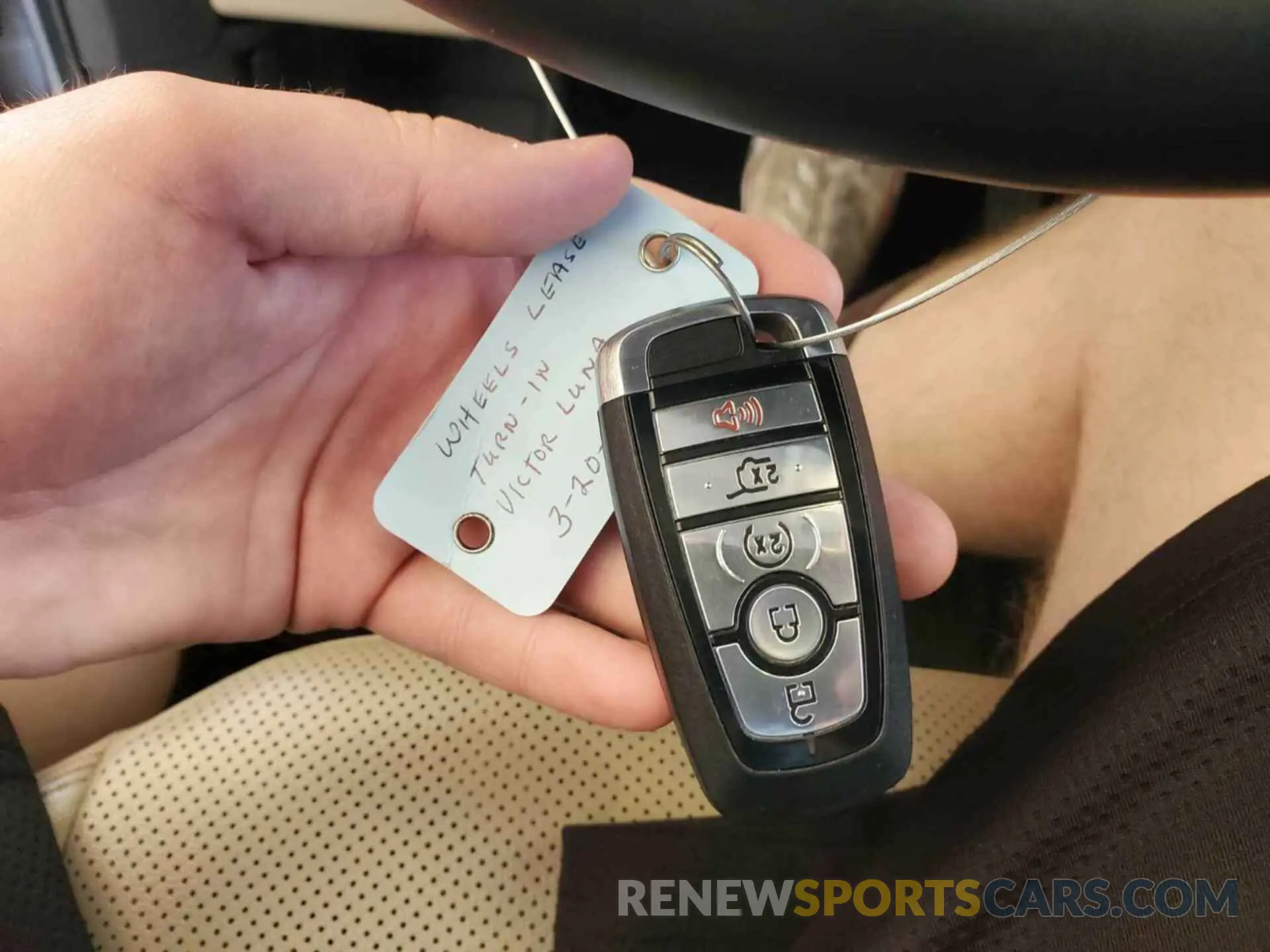 22 fotografías del automóvil dañado 1FMCU0H63NUA73398 FORD ESCAPE 2022