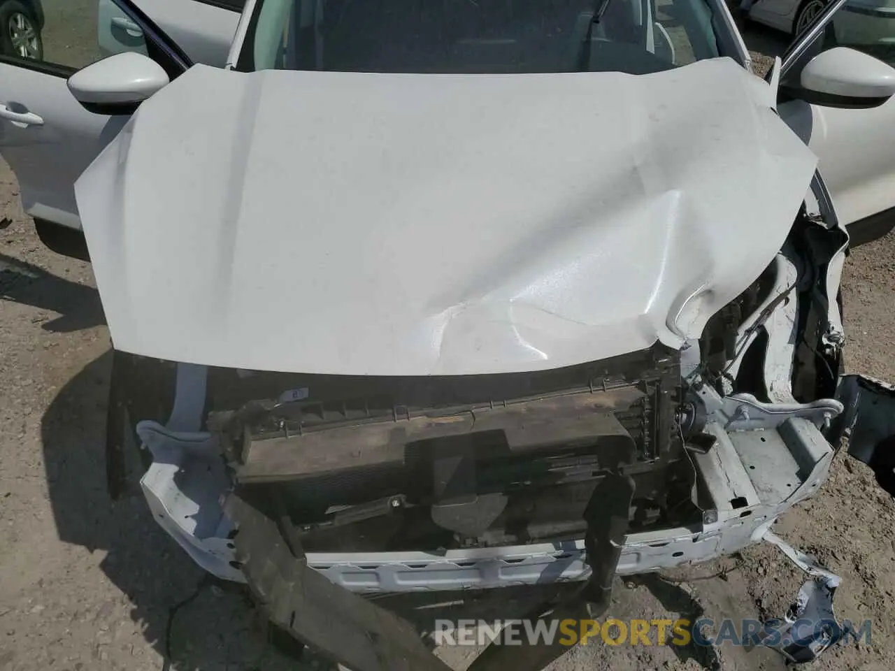 13 fotografías del automóvil dañado 1FMCU0H64NUB09454 FORD ESCAPE 2022