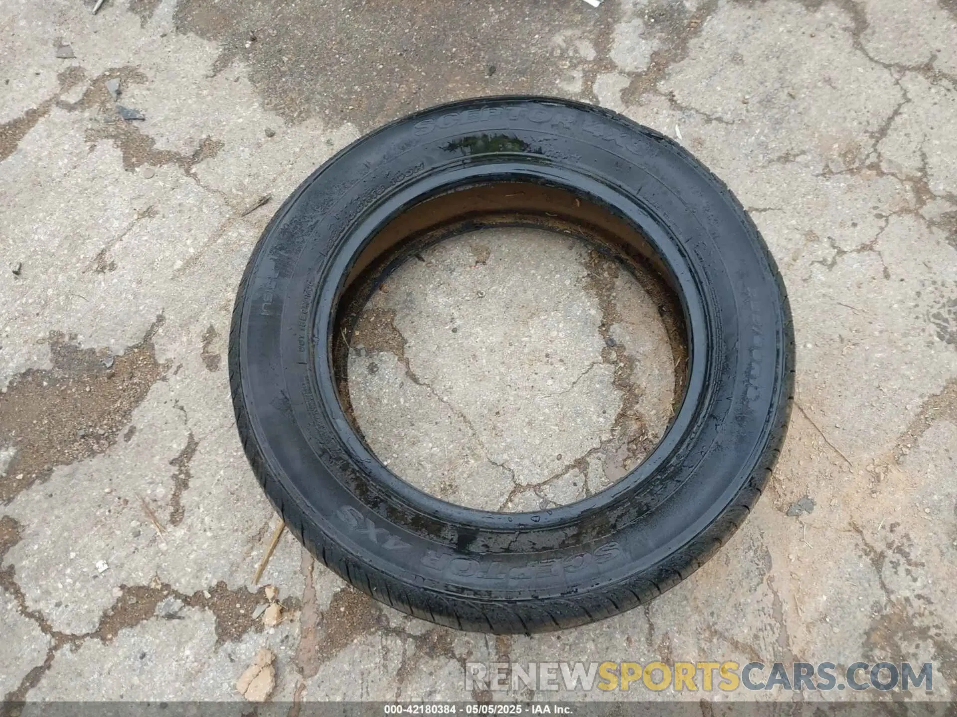 12 fotografías del automóvil dañado 1FMCU0H66NUA67126 FORD ESCAPE 2022