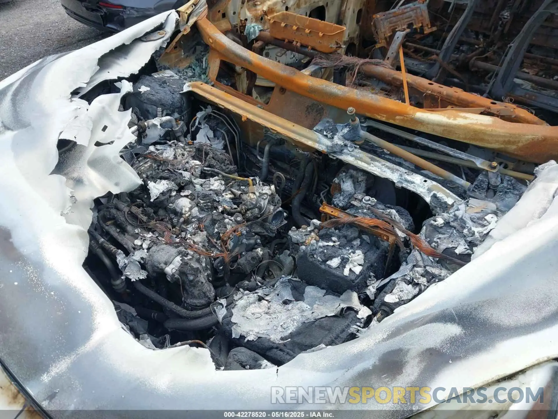 10 fotografías del automóvil dañado 1FMCU0H66NUA84198 FORD ESCAPE 2022