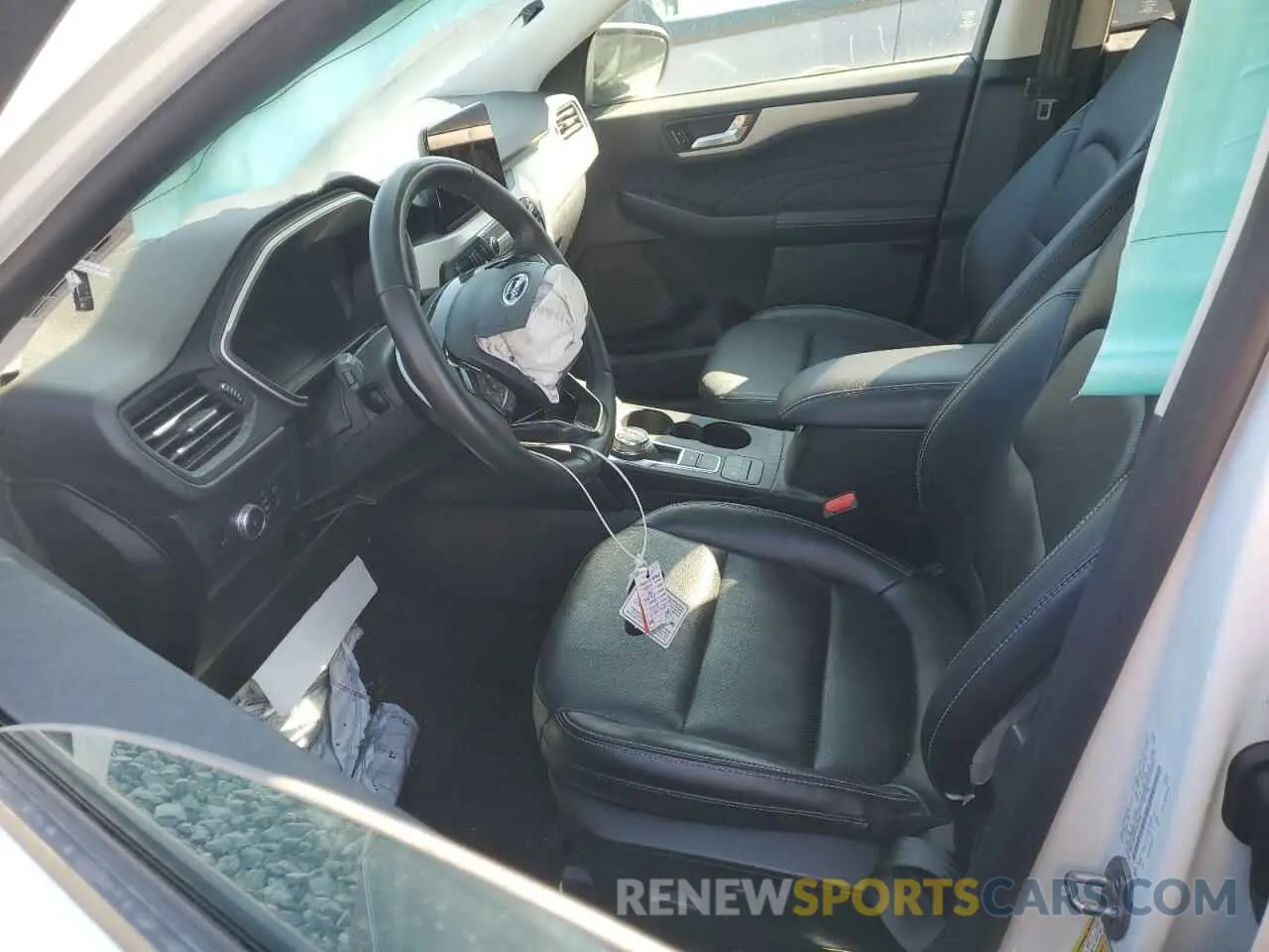 7 fotografías del automóvil dañado 1FMCU0H67NUA53896 FORD ESCAPE 2022
