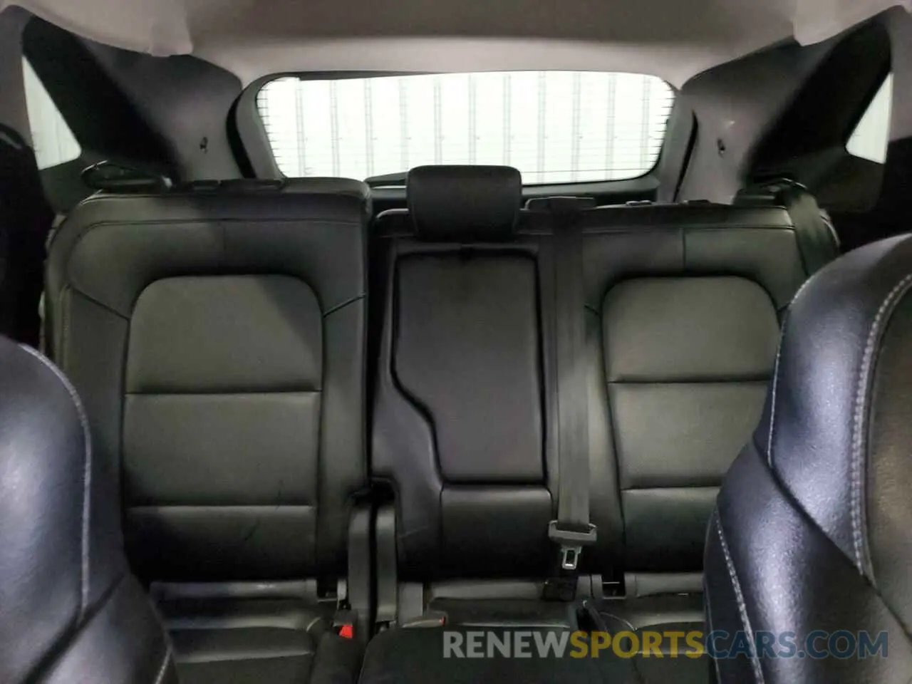 10 fotografías del automóvil dañado 1FMCU0H68NUA17621 FORD ESCAPE 2022