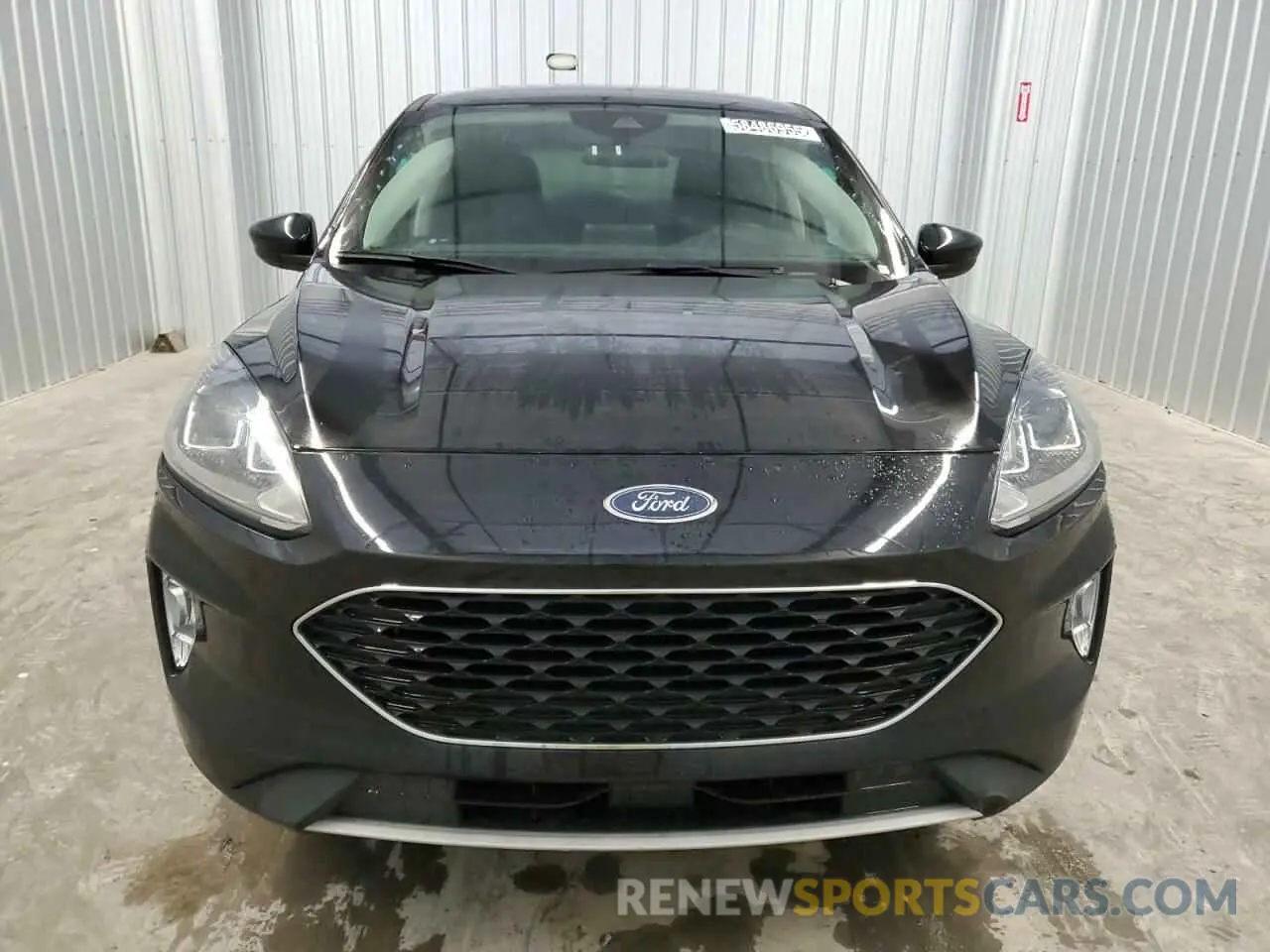 5 fotografías del automóvil dañado 1FMCU0H68NUA17621 FORD ESCAPE 2022