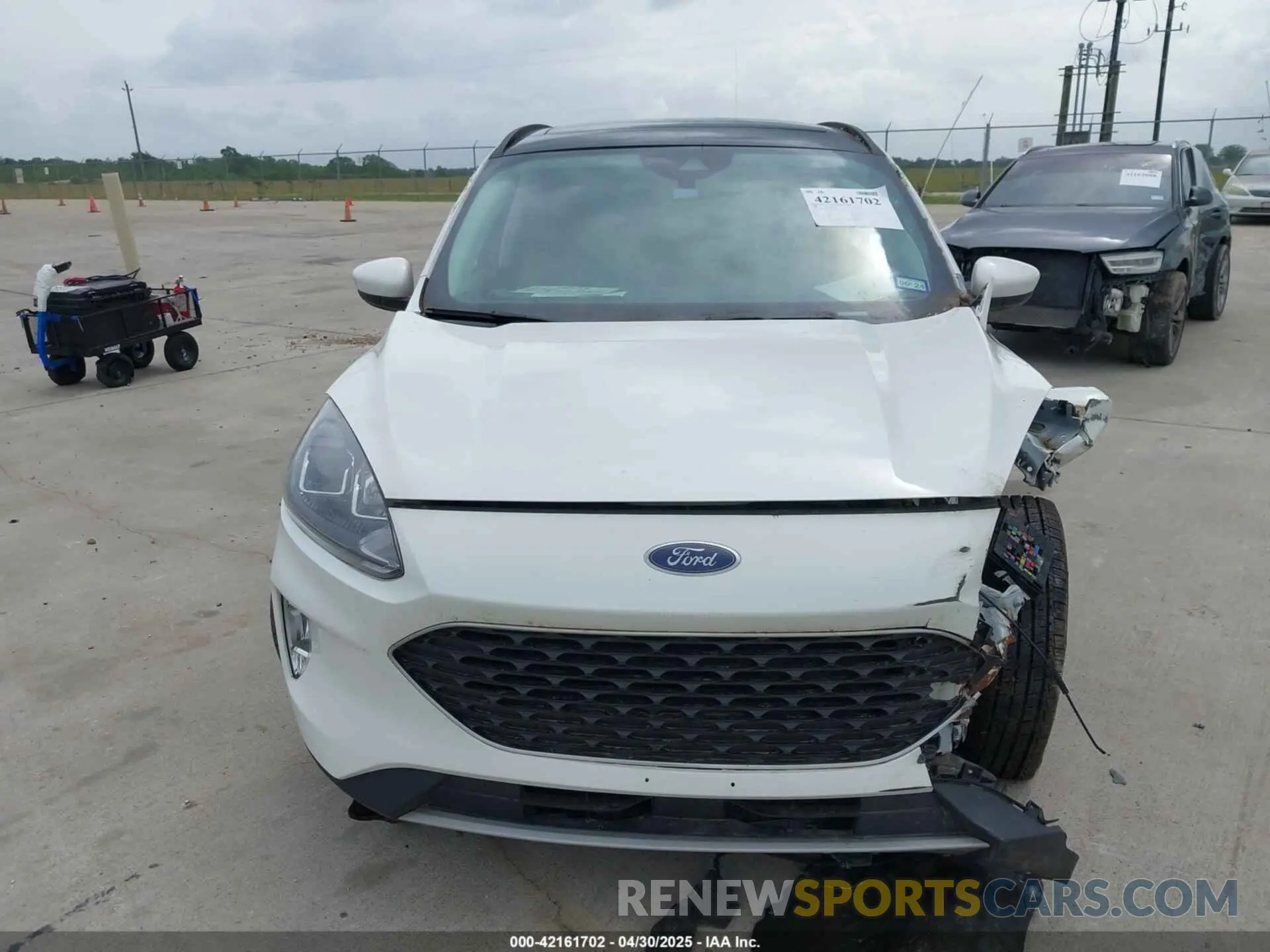 11 fotografías del automóvil dañado 1FMCU0H6XNUA83488 FORD ESCAPE 2022
