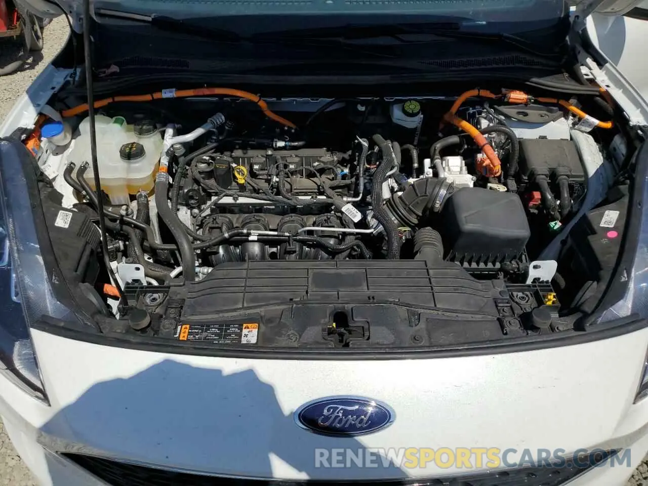12 fotografías del automóvil dañado 1FMCU0KZ3NUB06743 FORD ESCAPE 2022