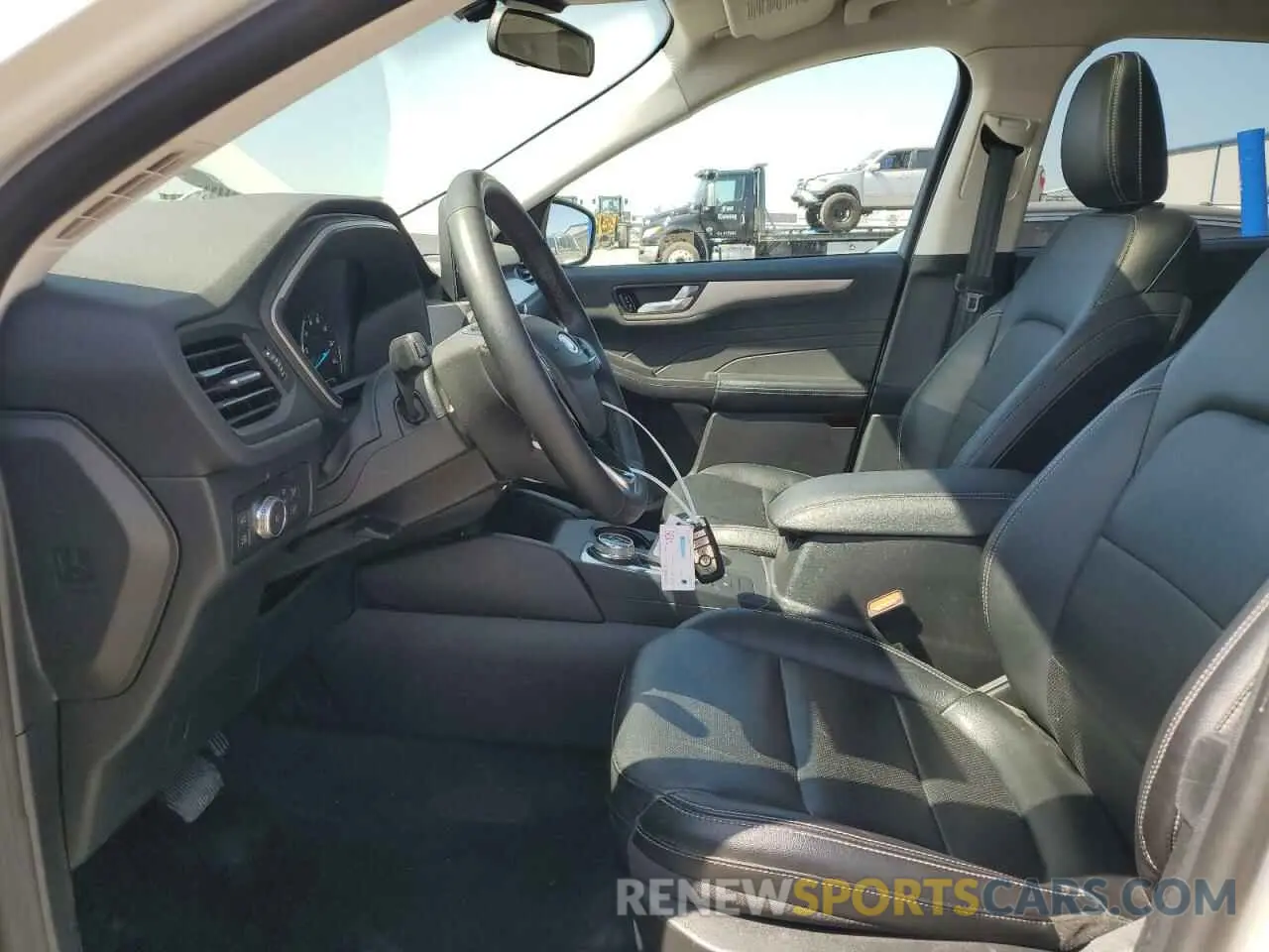 7 fotografías del automóvil dañado 1FMCU0KZ3NUB06743 FORD ESCAPE 2022