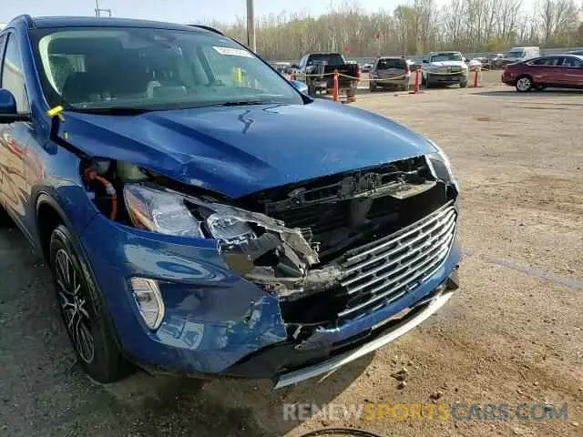 14 fotografías del automóvil dañado 1FMCU0LZ5NUA19344 FORD ESCAPE 2022