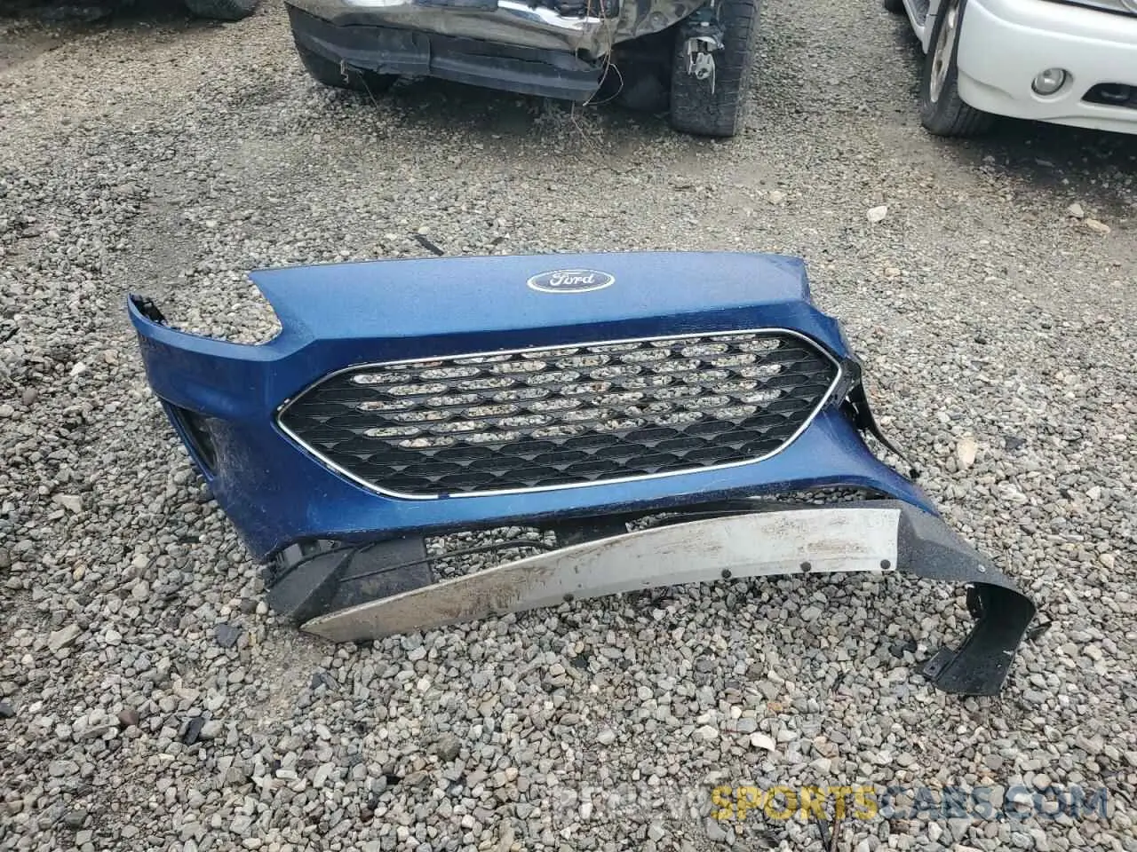13 fotografías del automóvil dañado 1FMCU9BZ5NUA64399 FORD ESCAPE 2022