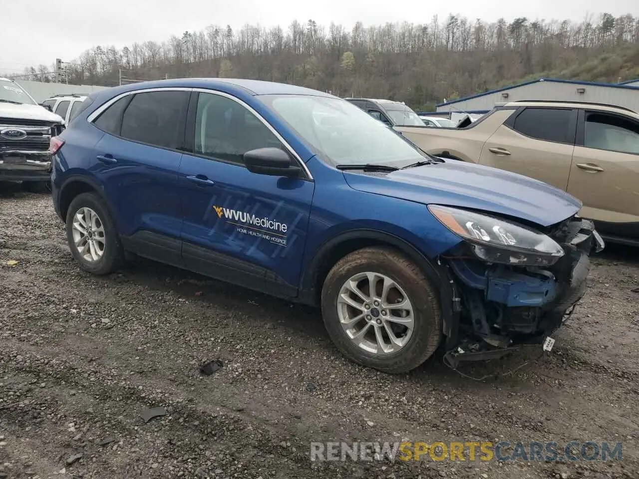 4 fotografías del automóvil dañado 1FMCU9BZ5NUA64399 FORD ESCAPE 2022