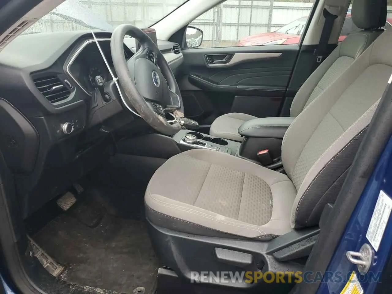 7 fotografías del automóvil dañado 1FMCU9BZ5NUA64399 FORD ESCAPE 2022