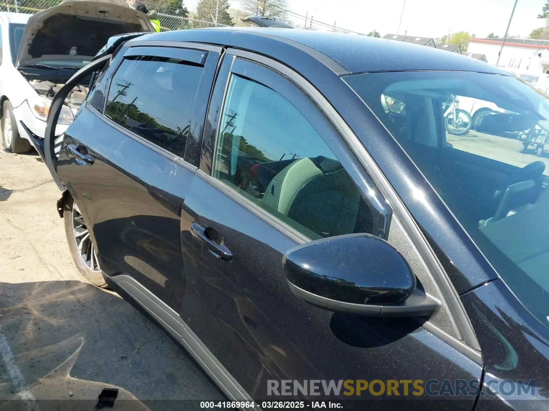 13 fotografías del automóvil dañado 1FMCU9BZ7NUA26950 FORD ESCAPE 2022