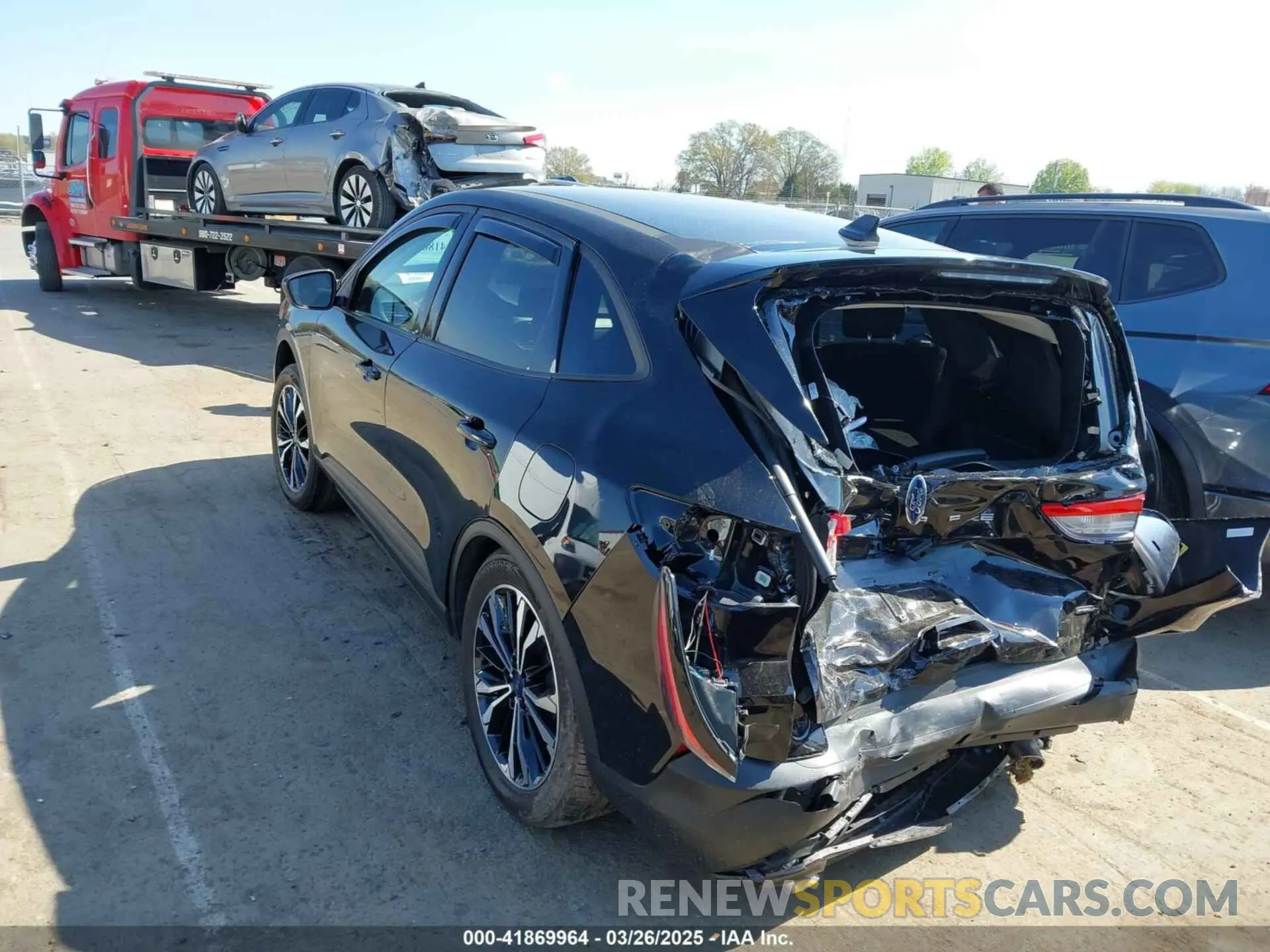 3 fotografías del automóvil dañado 1FMCU9BZ7NUA26950 FORD ESCAPE 2022