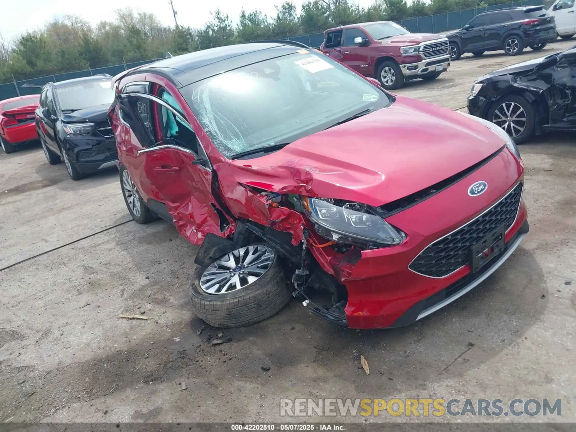 1 fotografías del automóvil dañado 1FMCU9DZ1NUA34474 FORD ESCAPE 2022