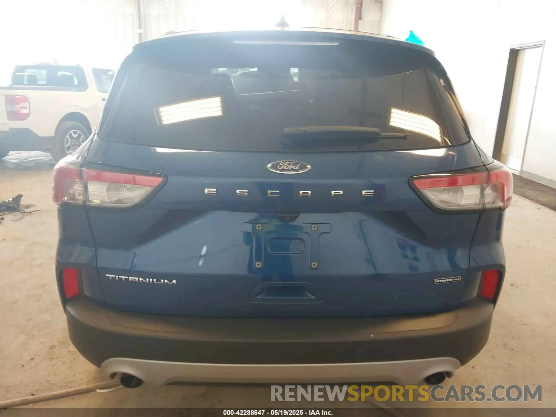 16 fotografías del automóvil dañado 1FMCU9DZ9NUA38627 FORD ESCAPE 2022