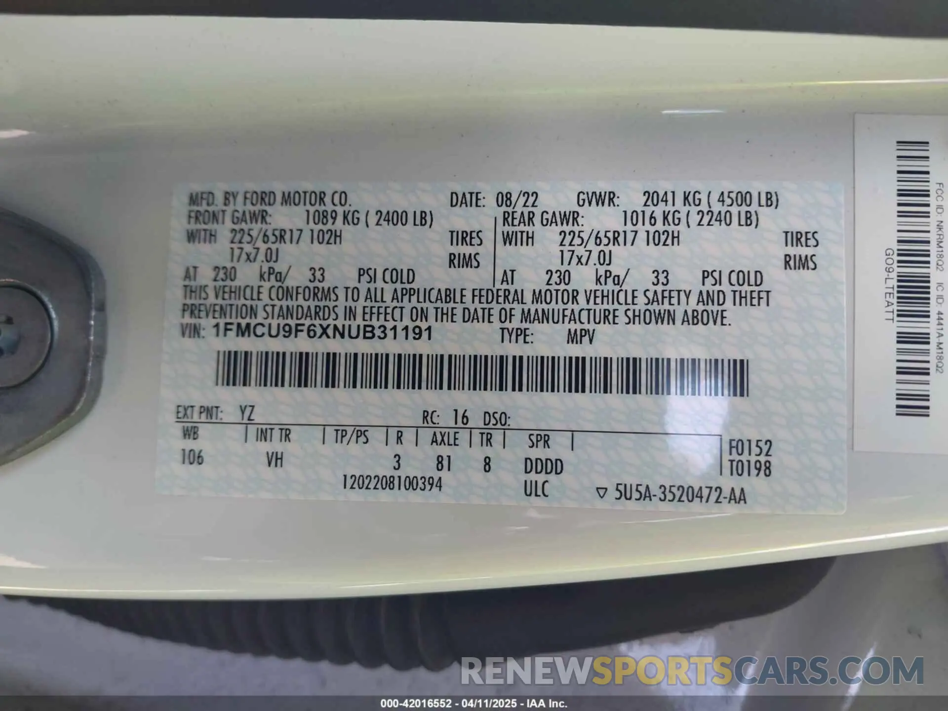 9 fotografías del automóvil dañado 1FMCU9F6XNUB31191 FORD ESCAPE 2022